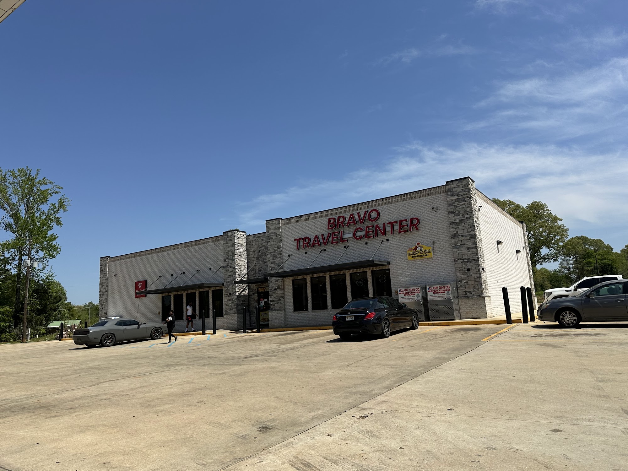 Brave travel center Pontotoc