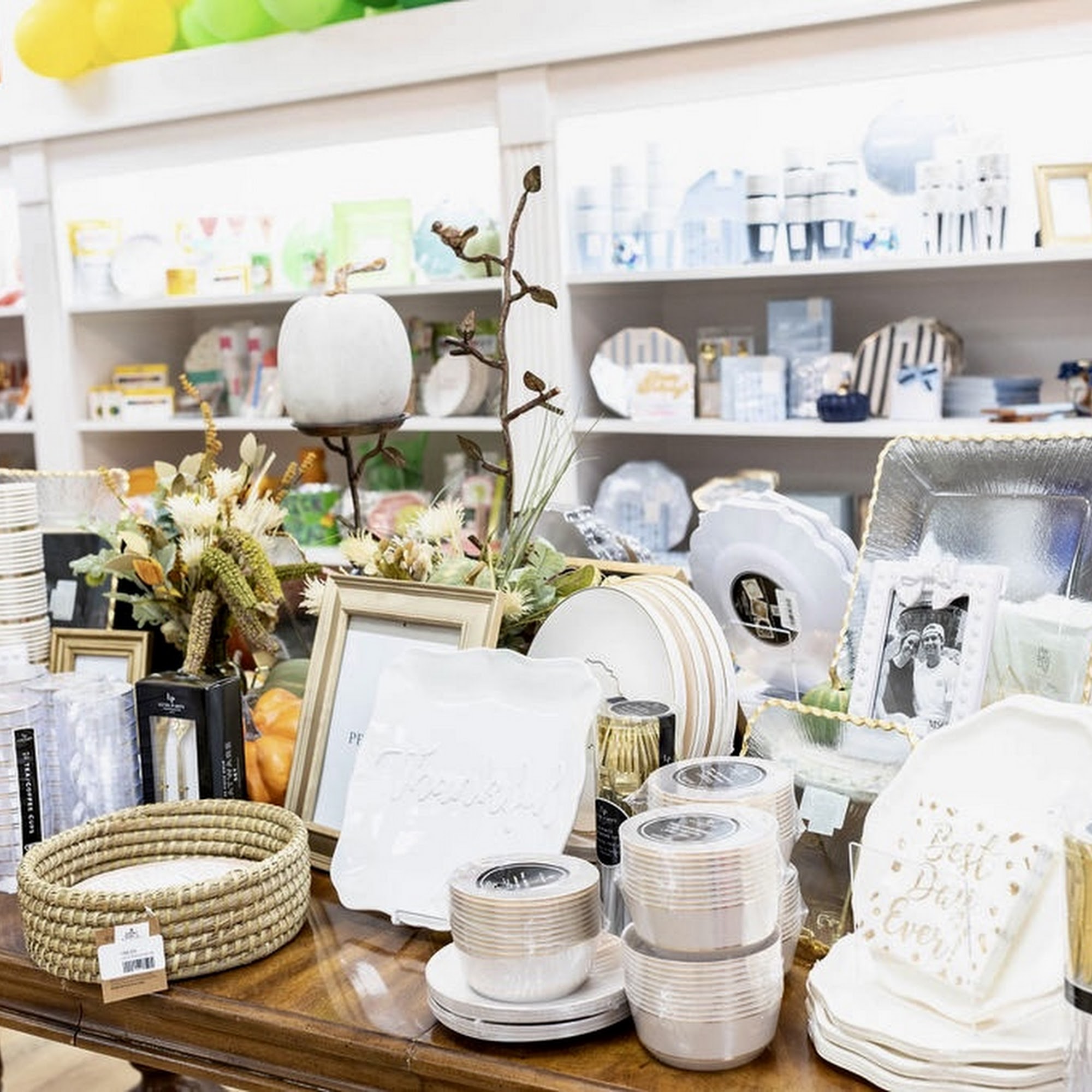 Eunice B's Gift Wrap & More Ridgeland