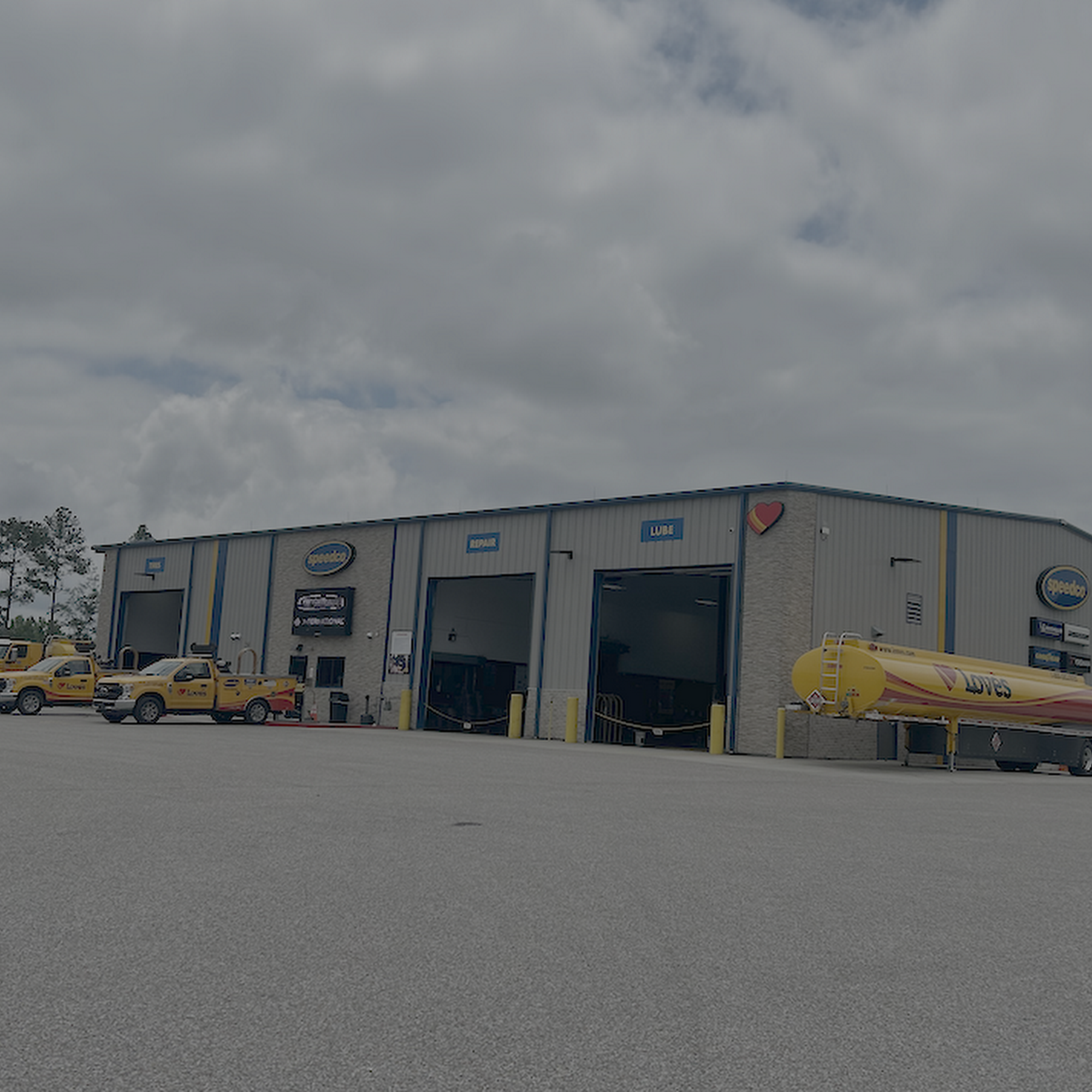 Speedco Truck Lube and Tires