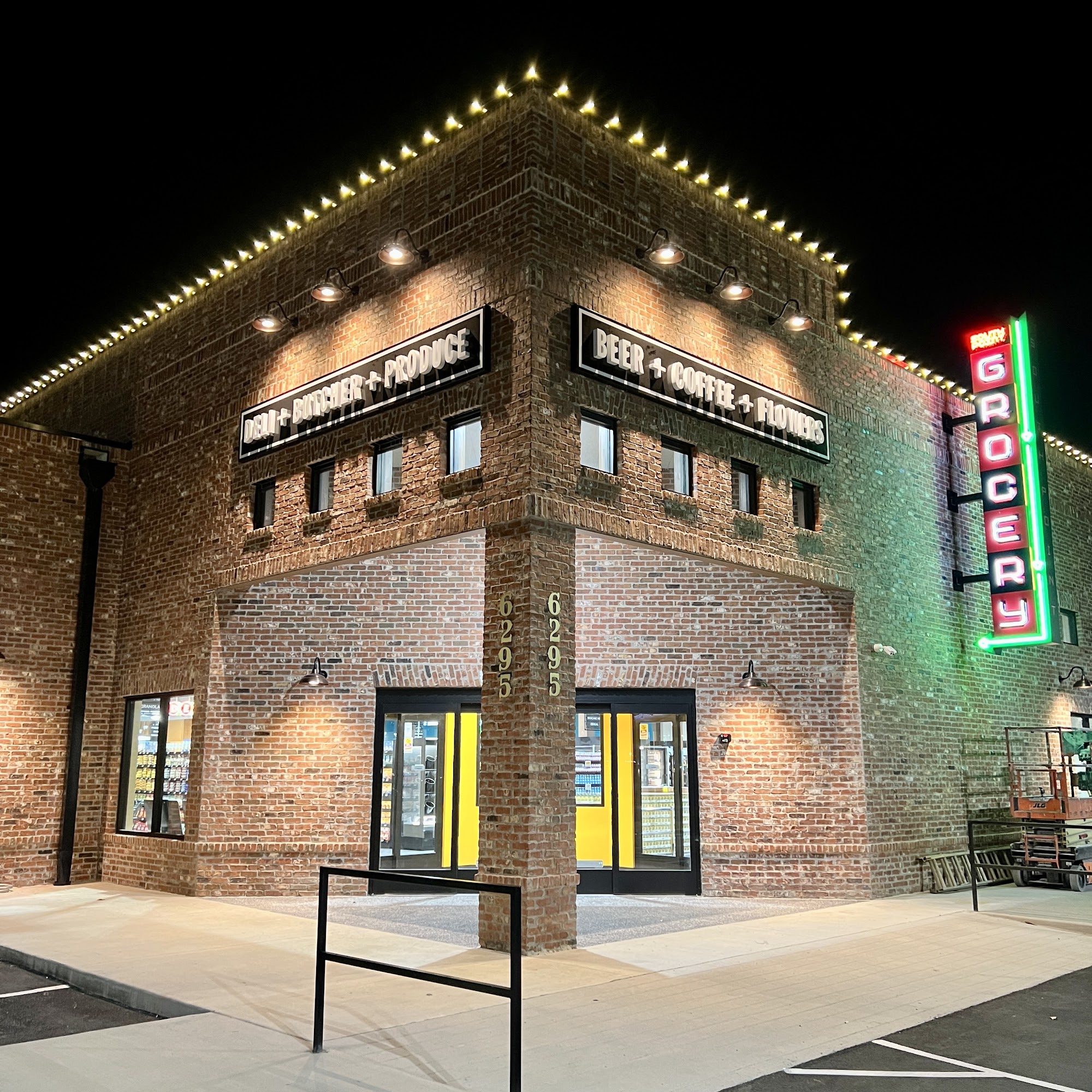 South Point Grocery - Silo Square