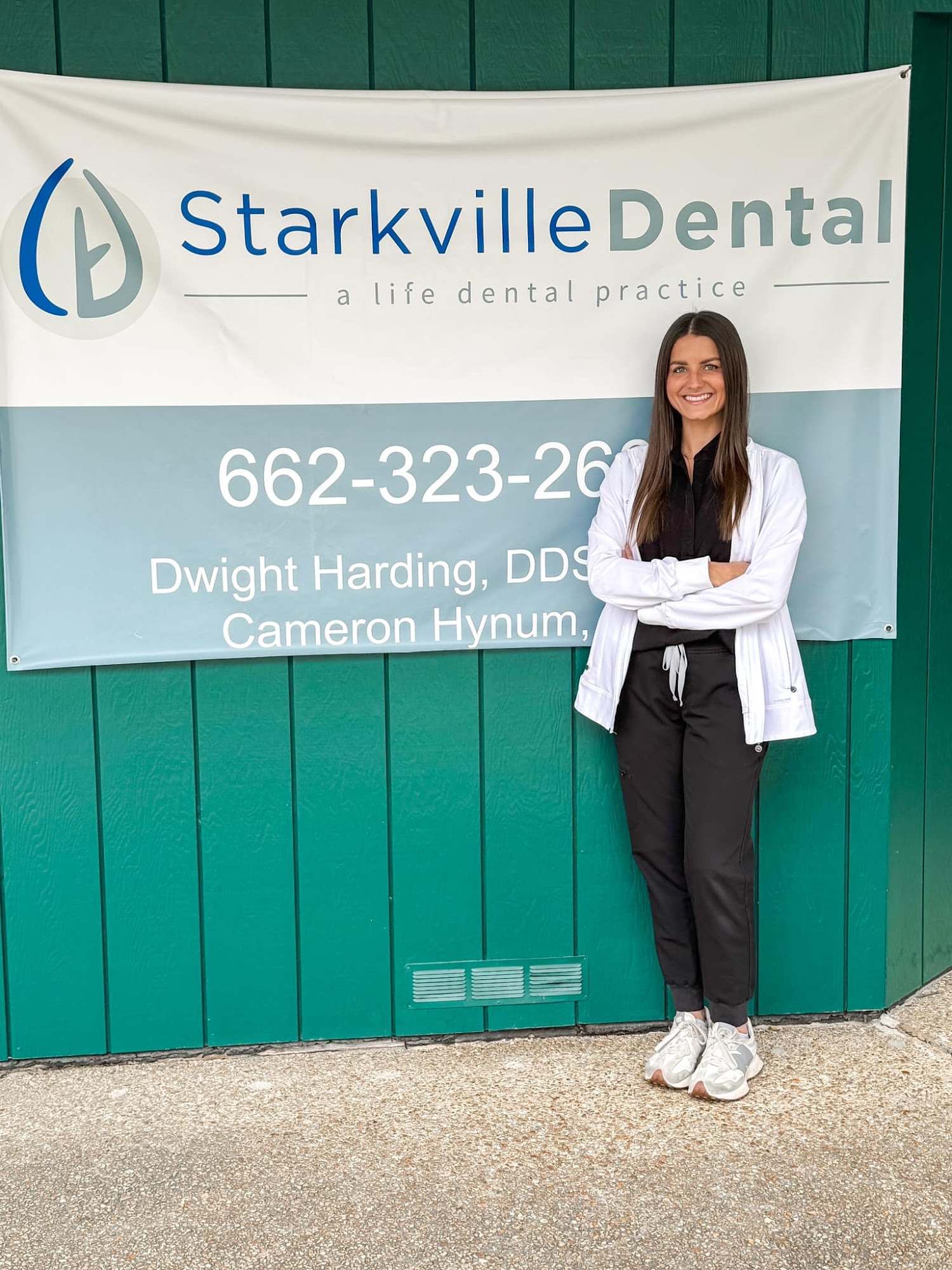 Dr. Dwight E. Harding, DDS