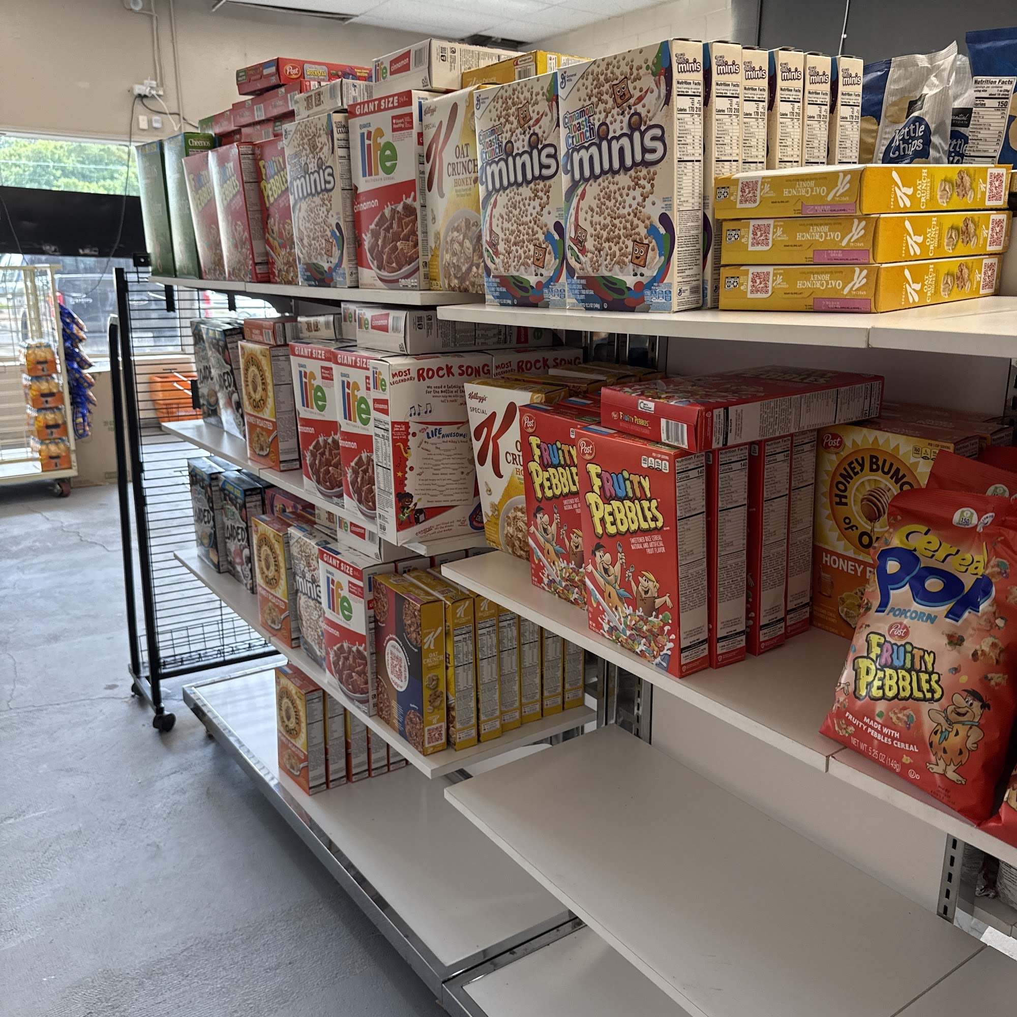 Hometown Discount Grocery