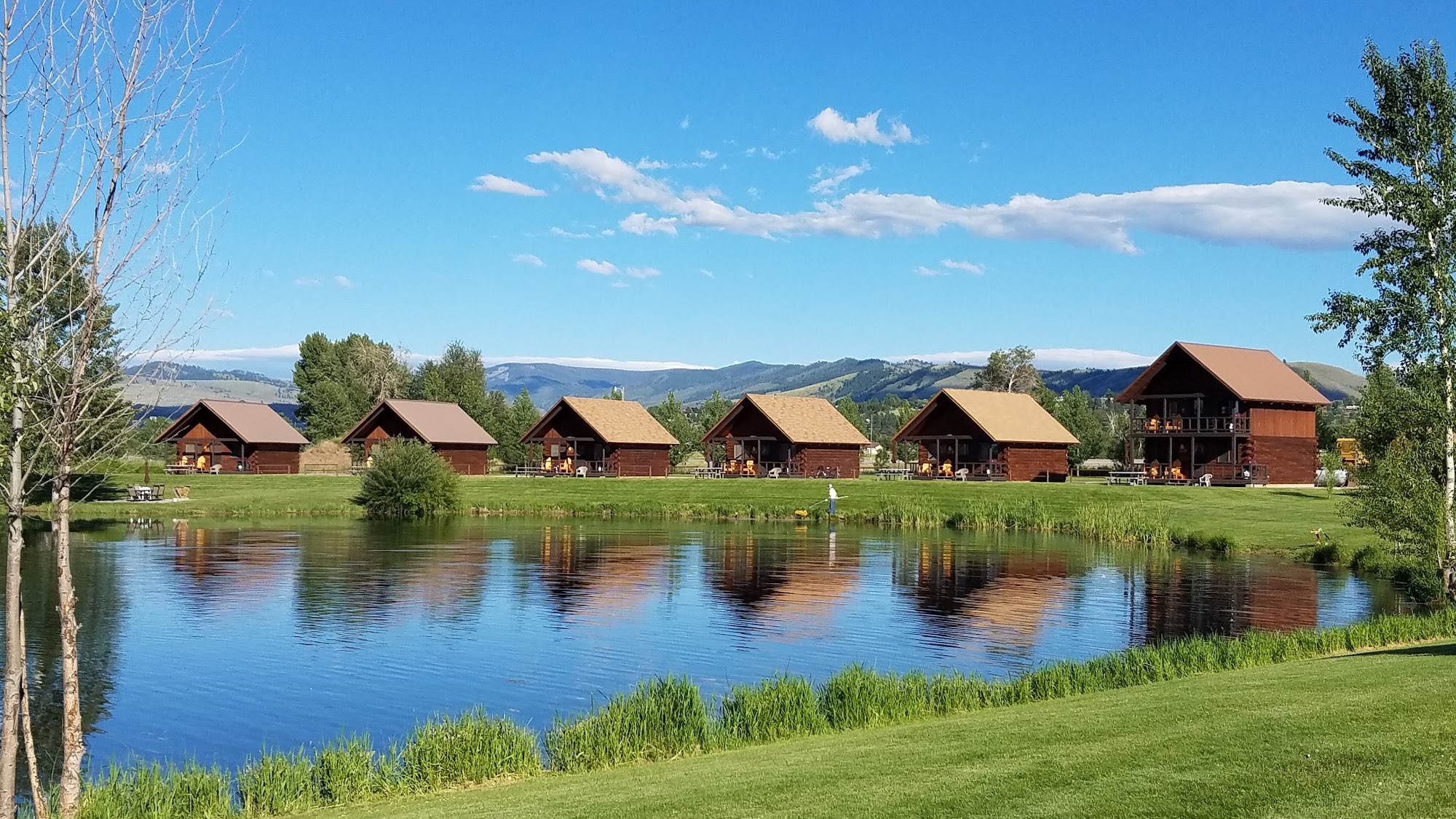 SkyWater Cabins Hamilton