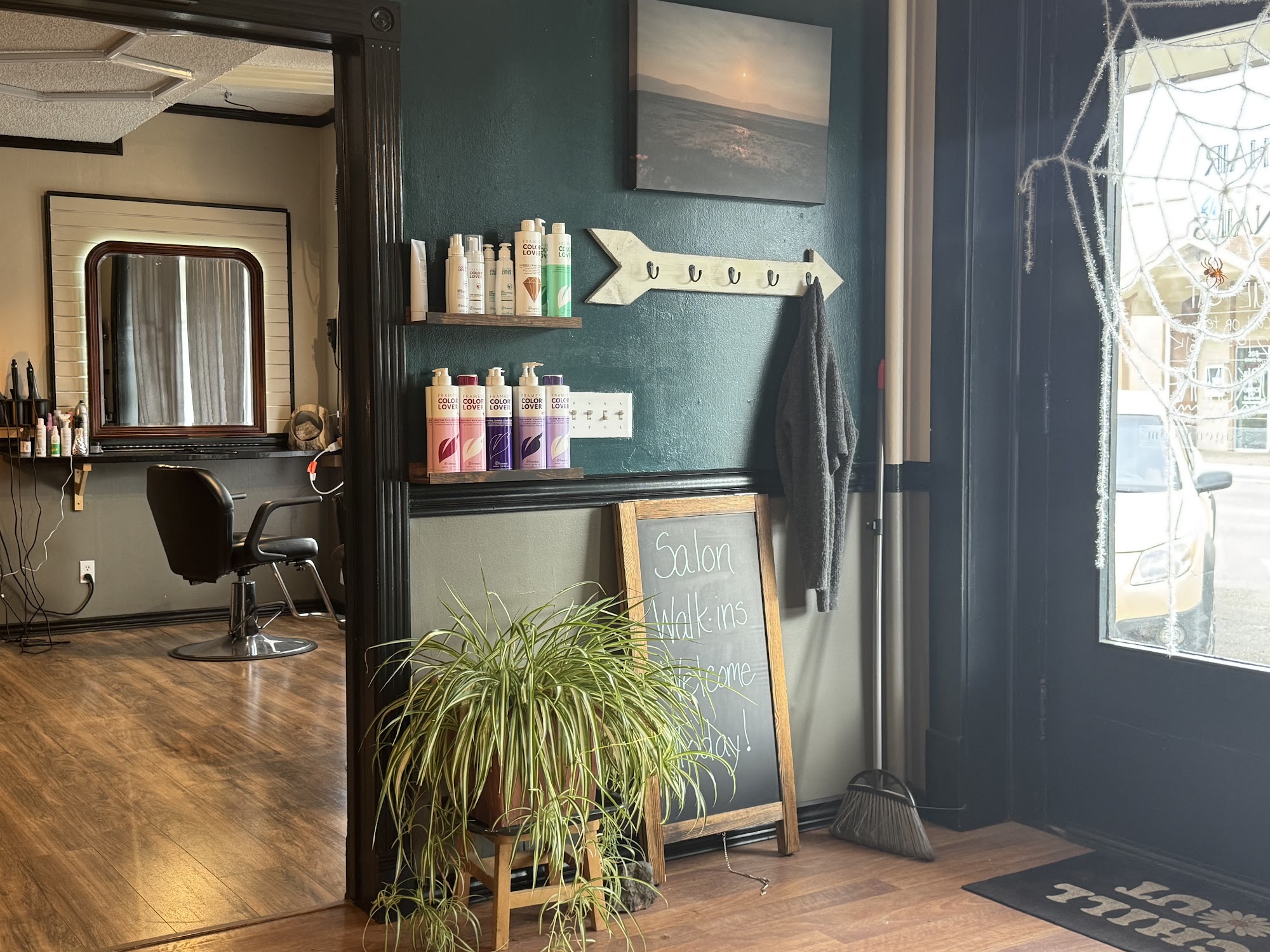 Sapphire + Sage Salon Studio 214 State St, Hamilton Montana 59840