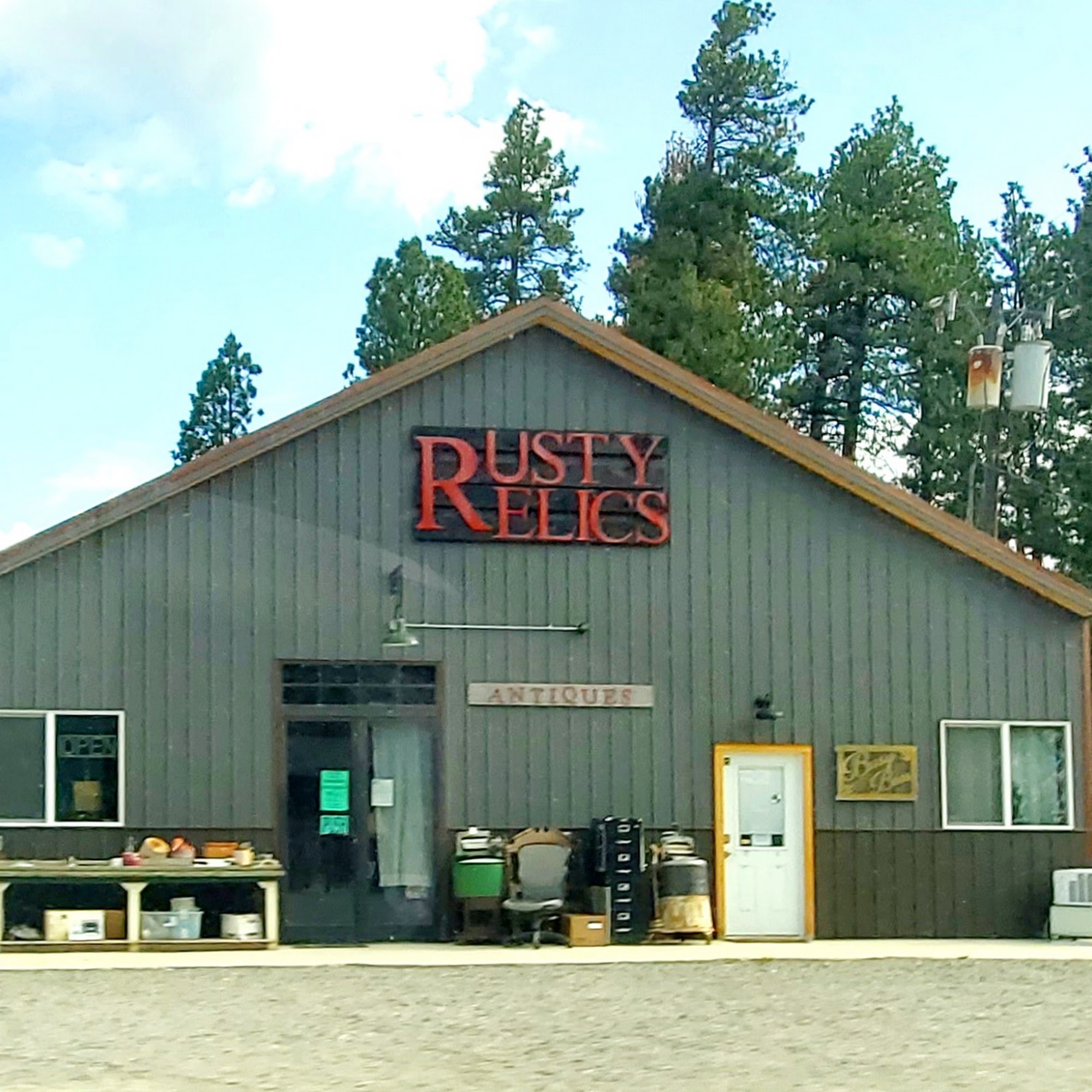 Rusty Relics Lincoln