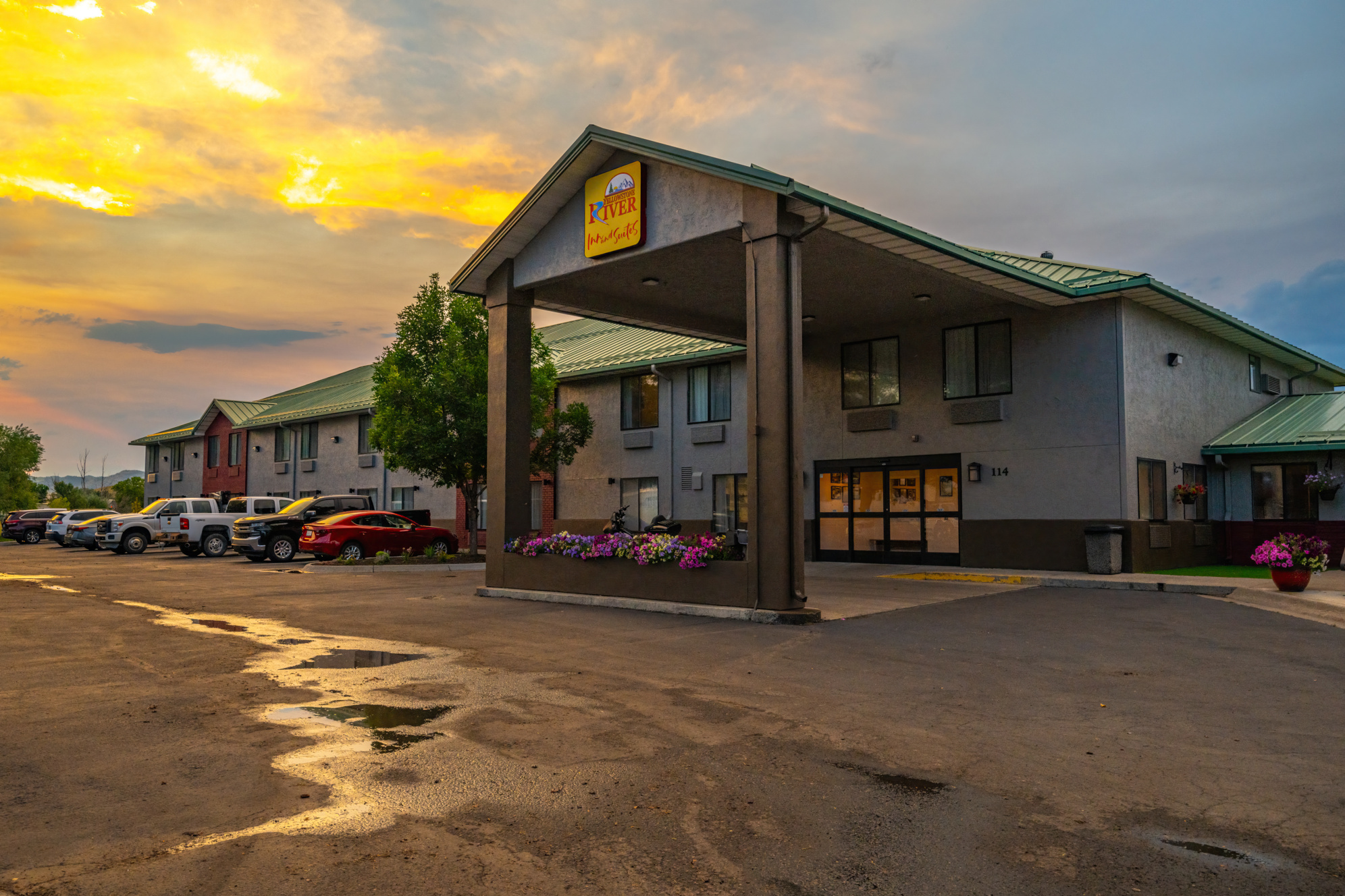 Yellowstone River Inn & Suites Livingston
