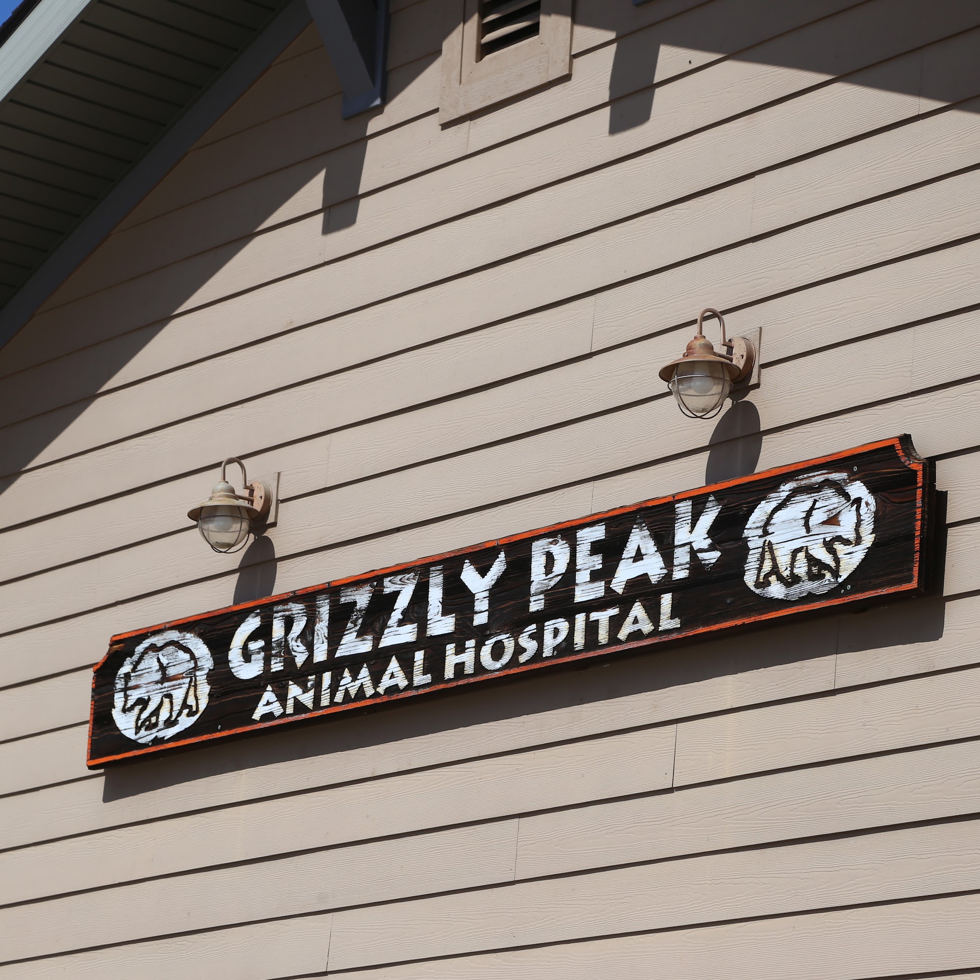Grizzly Peak Animal Hospital Red Lodge