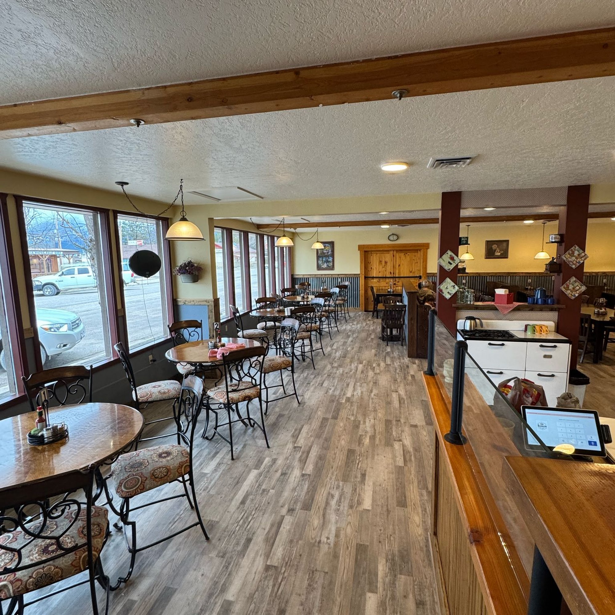 Ronan Cafe 113 Main St SW, Ronan