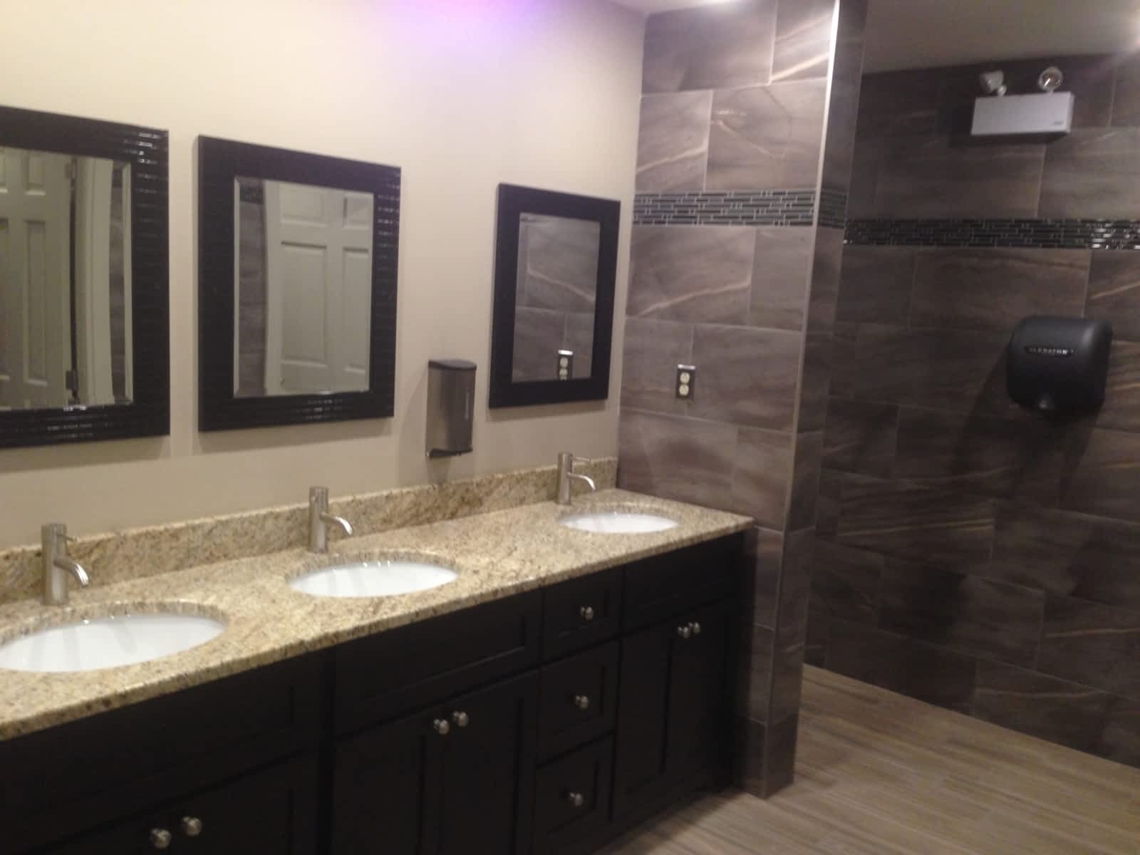 Photo credit: yellowpages.ca