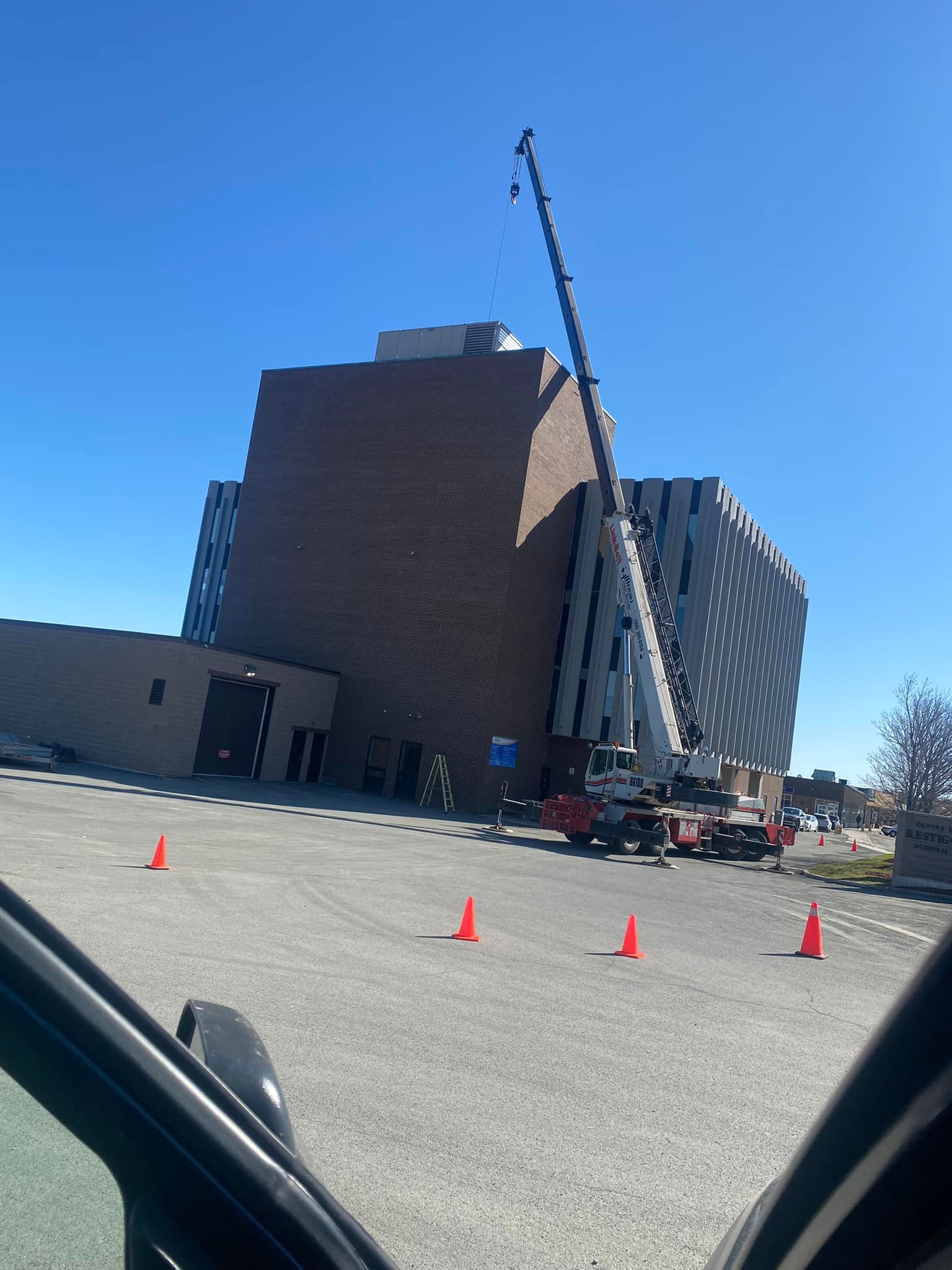 J L I Construction And Overhead Doors