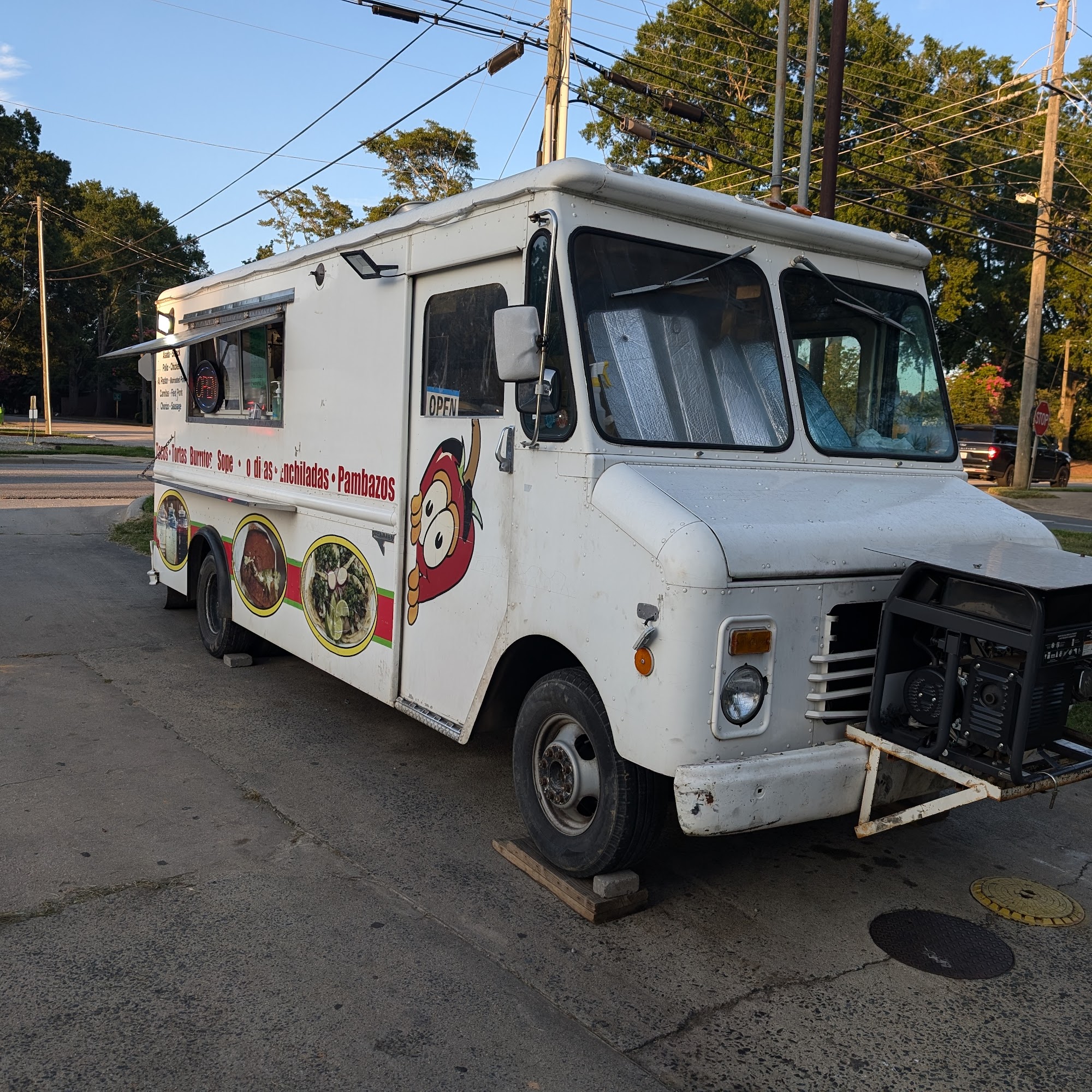 Tacos El Crucero 314 E Williams St, Apex
