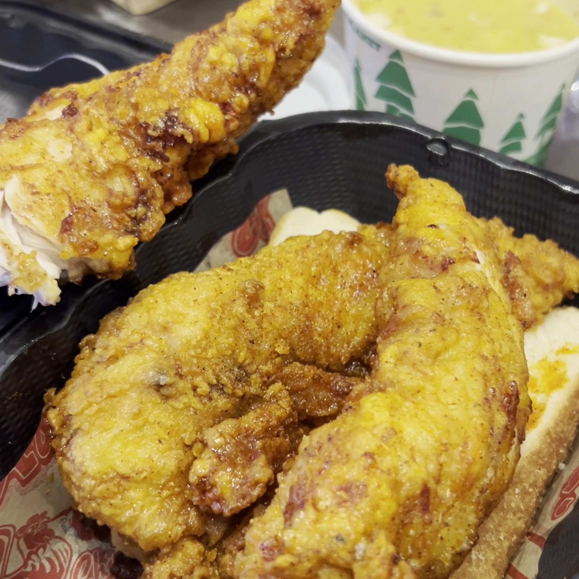 Rocky’s Hot Chicken Shack Arden Arden