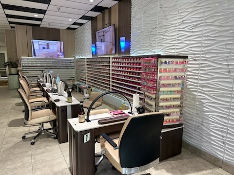 Cici Nails 1550 Hendersonville Rd # 112, Asheville North Carolina 28803