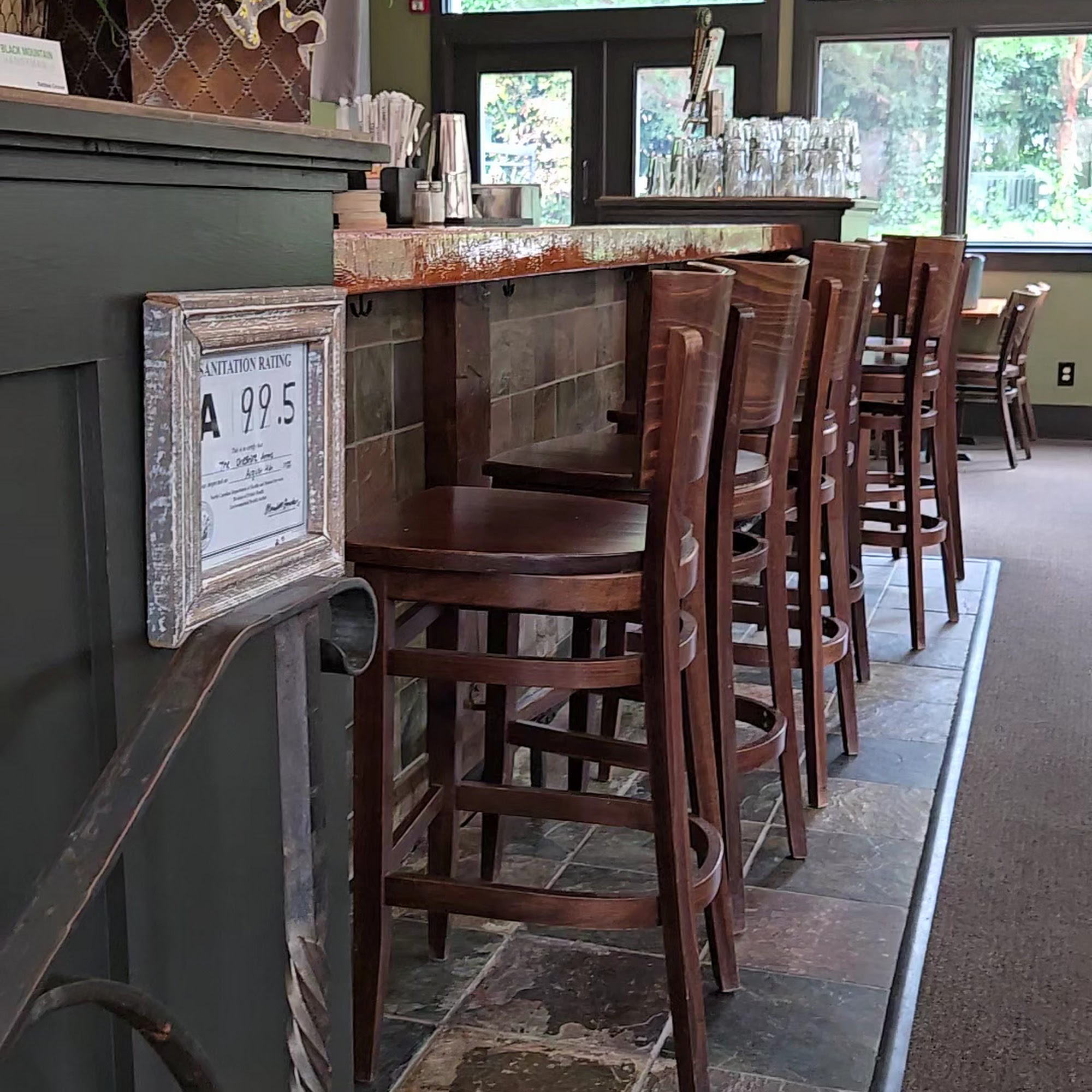 The Cheshire Arms Black Mountain