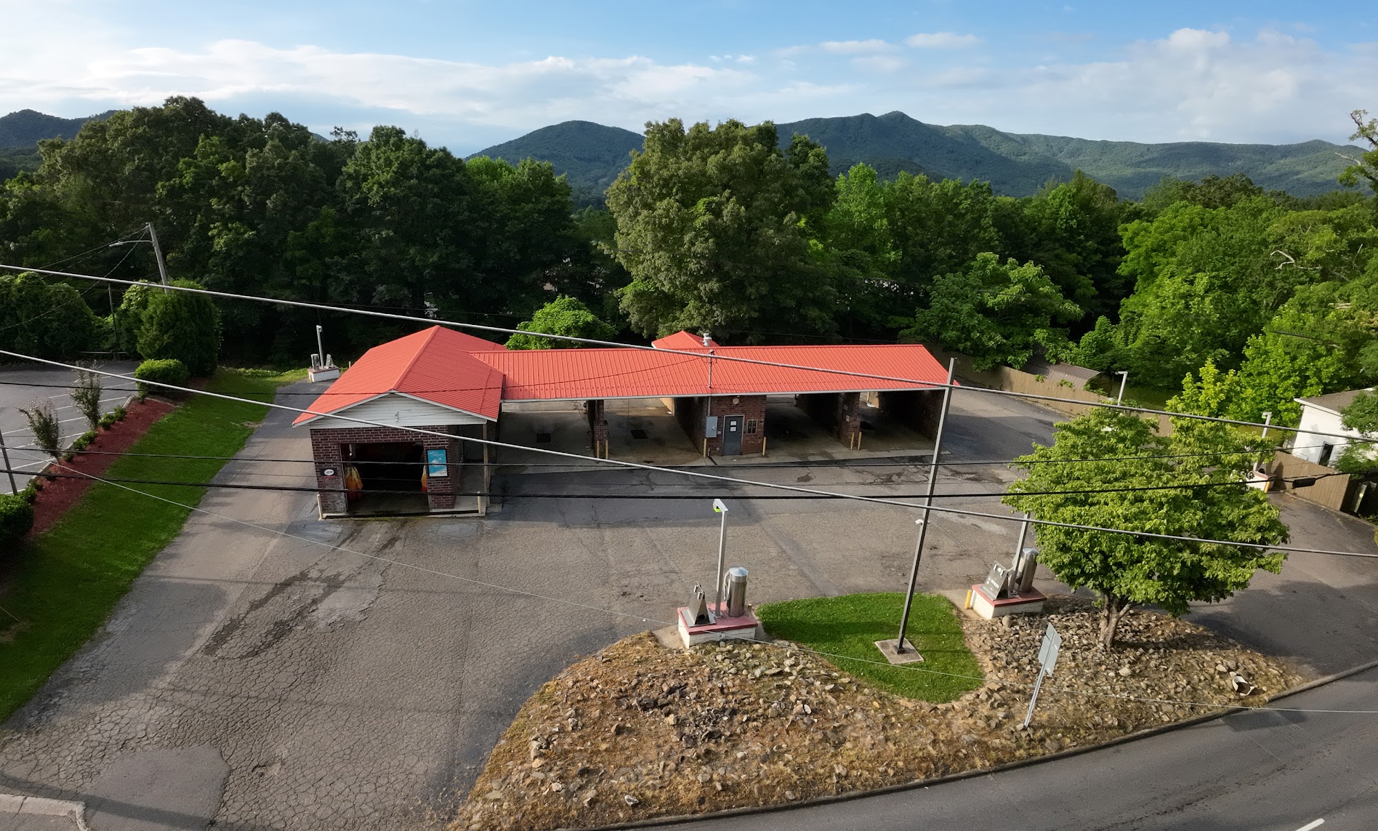 Self-serve car wash Black Mountain