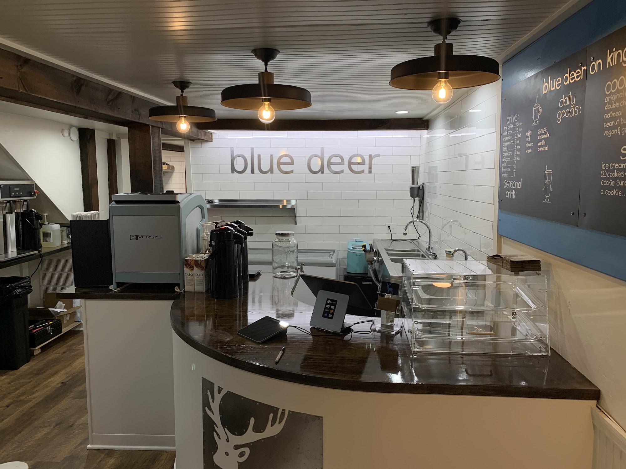 blue deer on king Boone