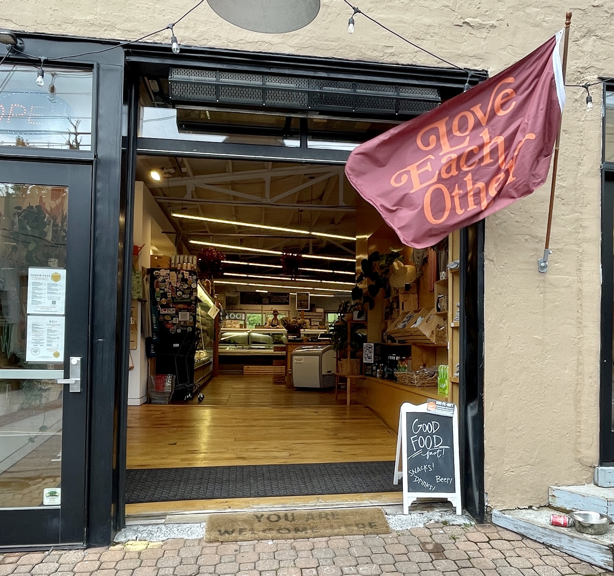 Wildwood Community Market & Deli Boone