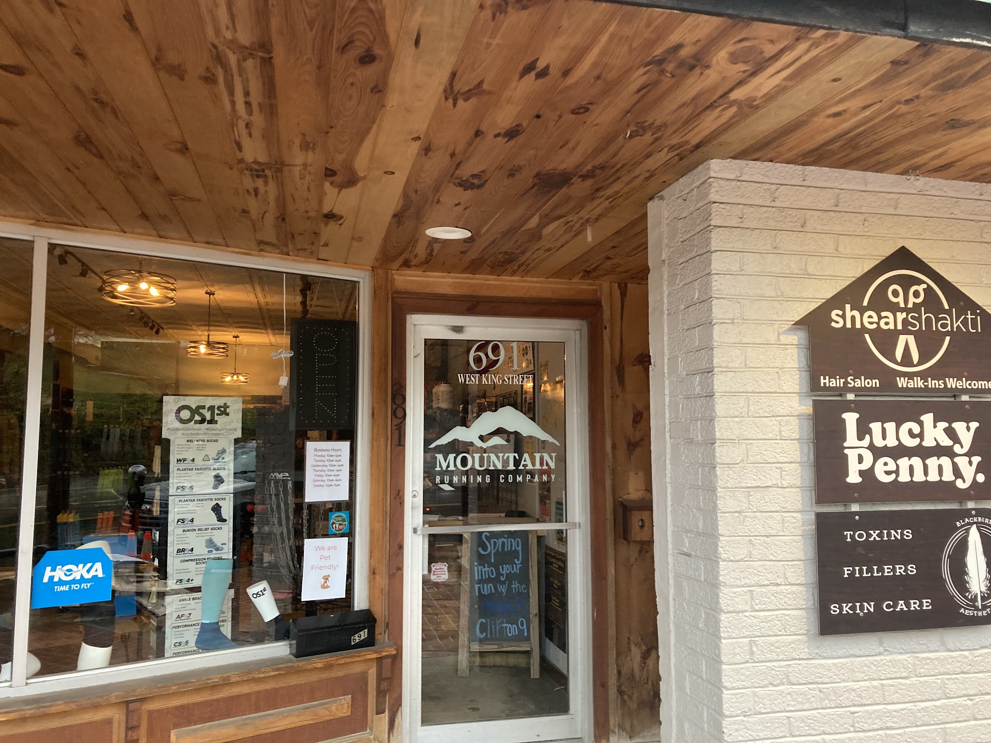 Mountain Running Company - Boone Boone