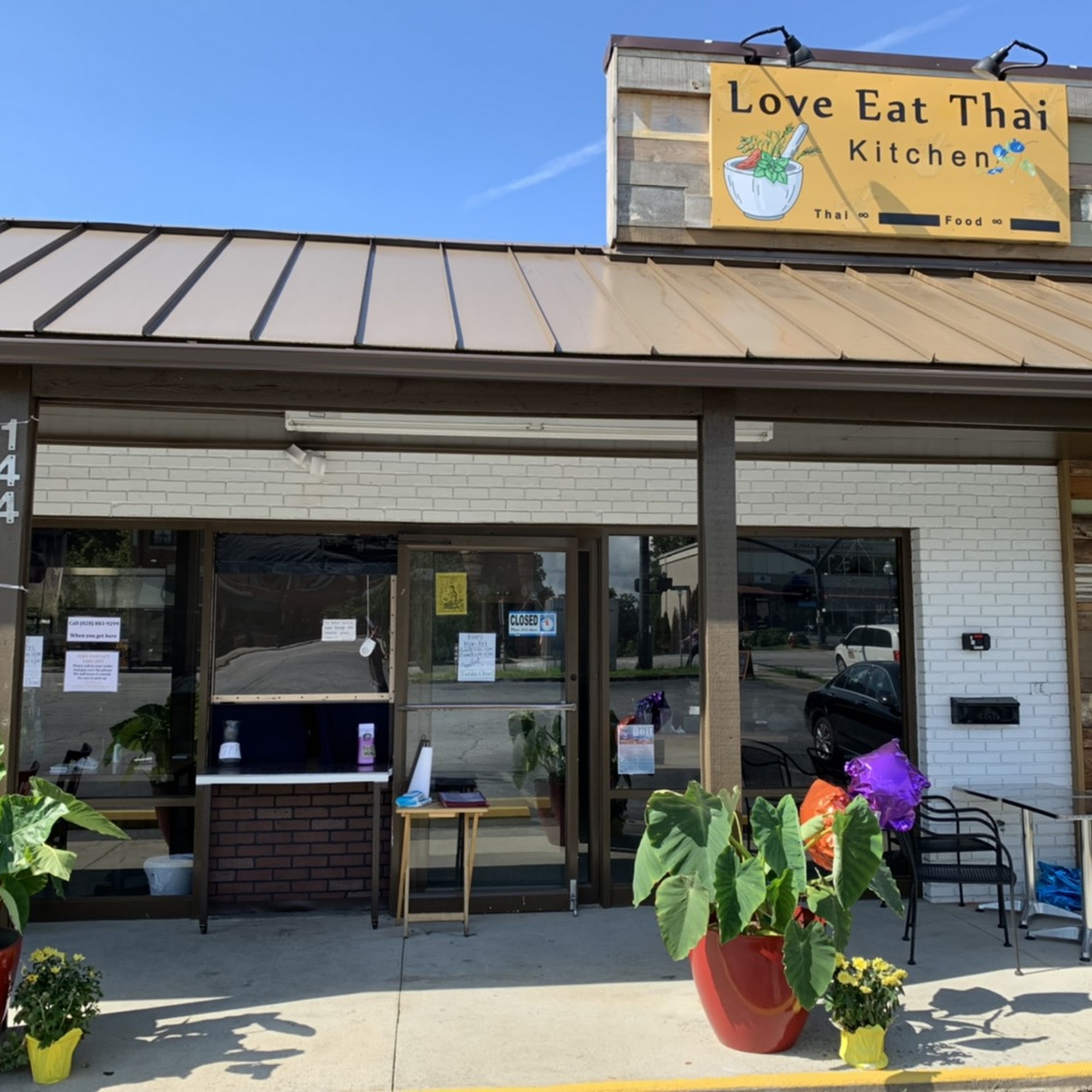 Love eat thai kitchen Brevard
