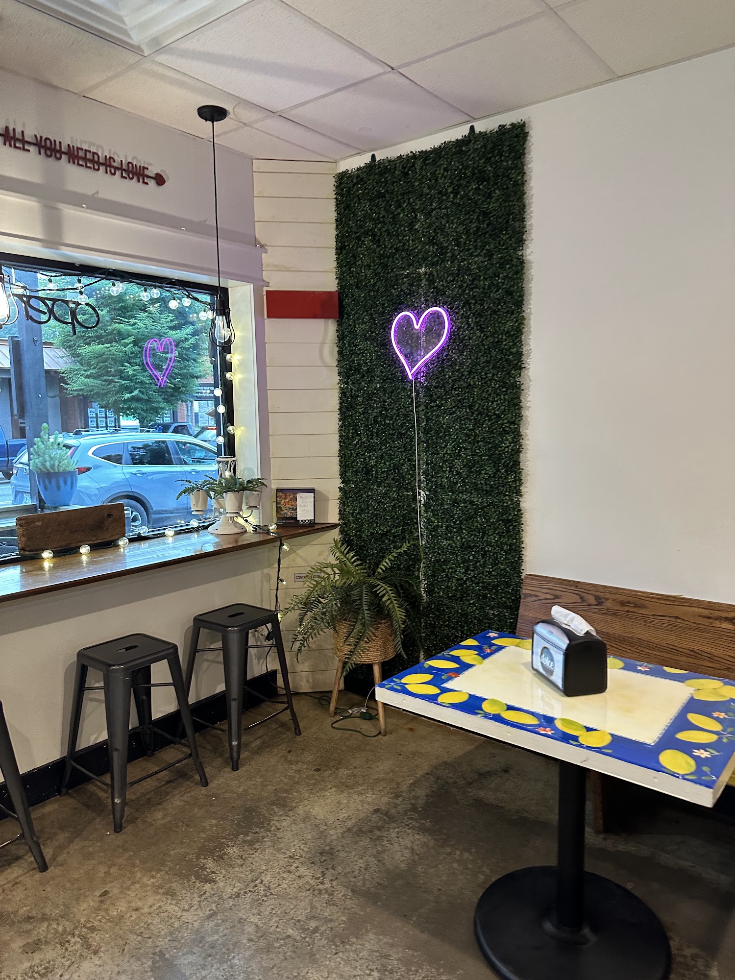 La Dolce Vita Bakery Bryson City