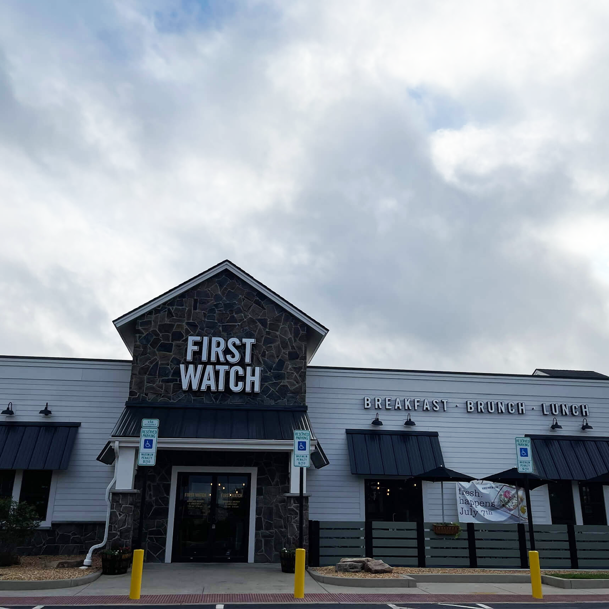 First Watch 1726 Glidewell Dr, Burlington