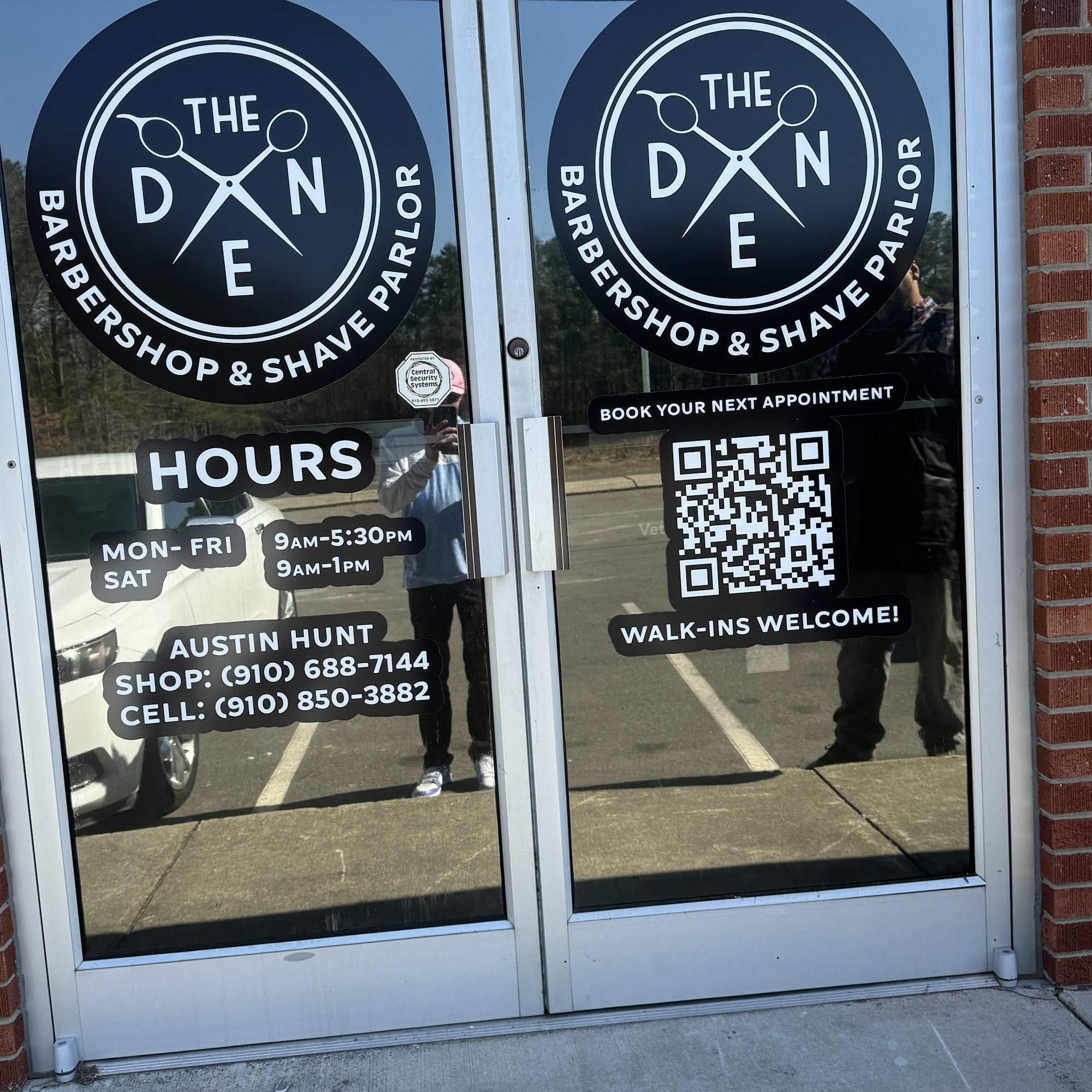 The Den Barbershop & Shave Parlor