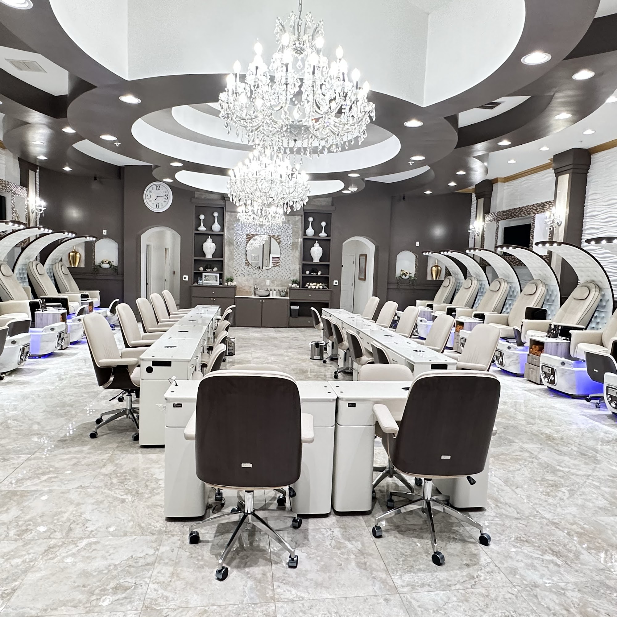 Queen Nails & Spa 5021 Arco St, Cary North Carolina 27519