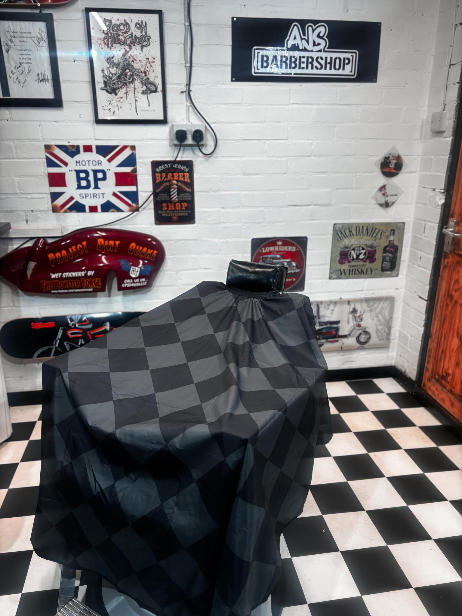 AJ's Barber & Stylist Shop 2200 Beatties Ford Rd, Charlotte North Carolina 28216