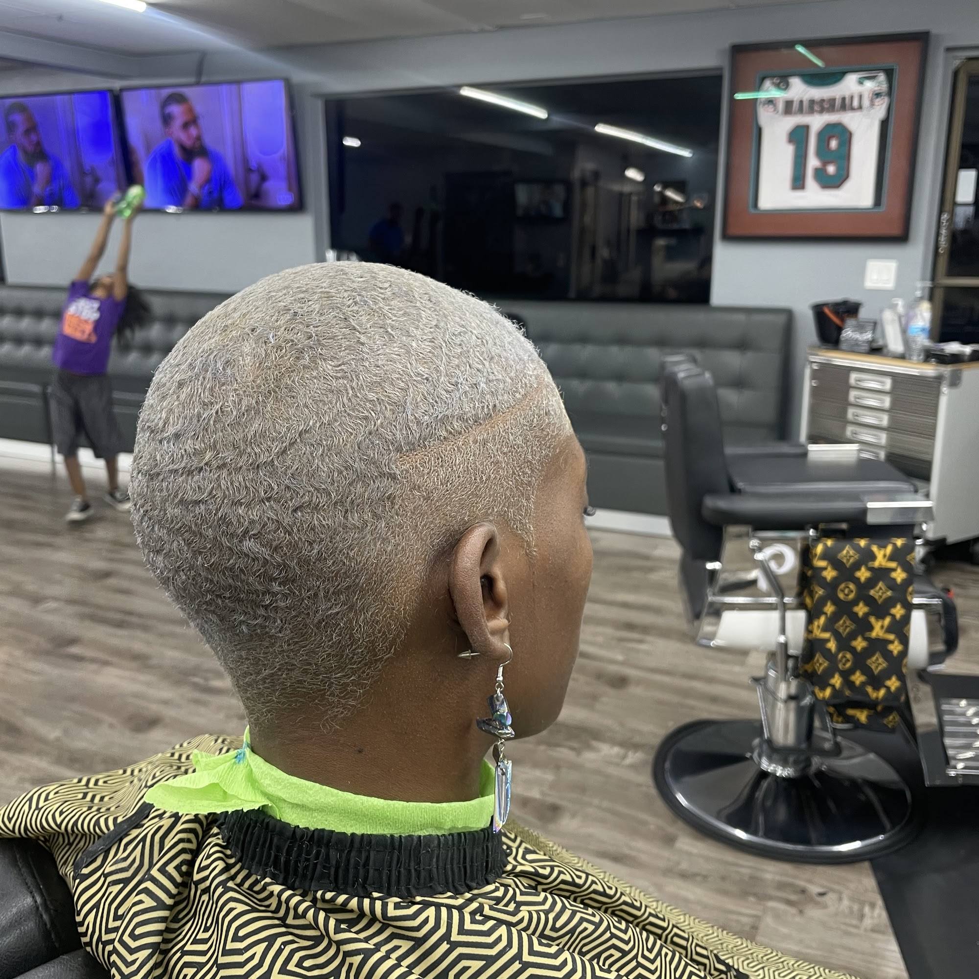 Mshairconnoisseur 6801 Northlake Mall Dr, Charlotte North Carolina 28216