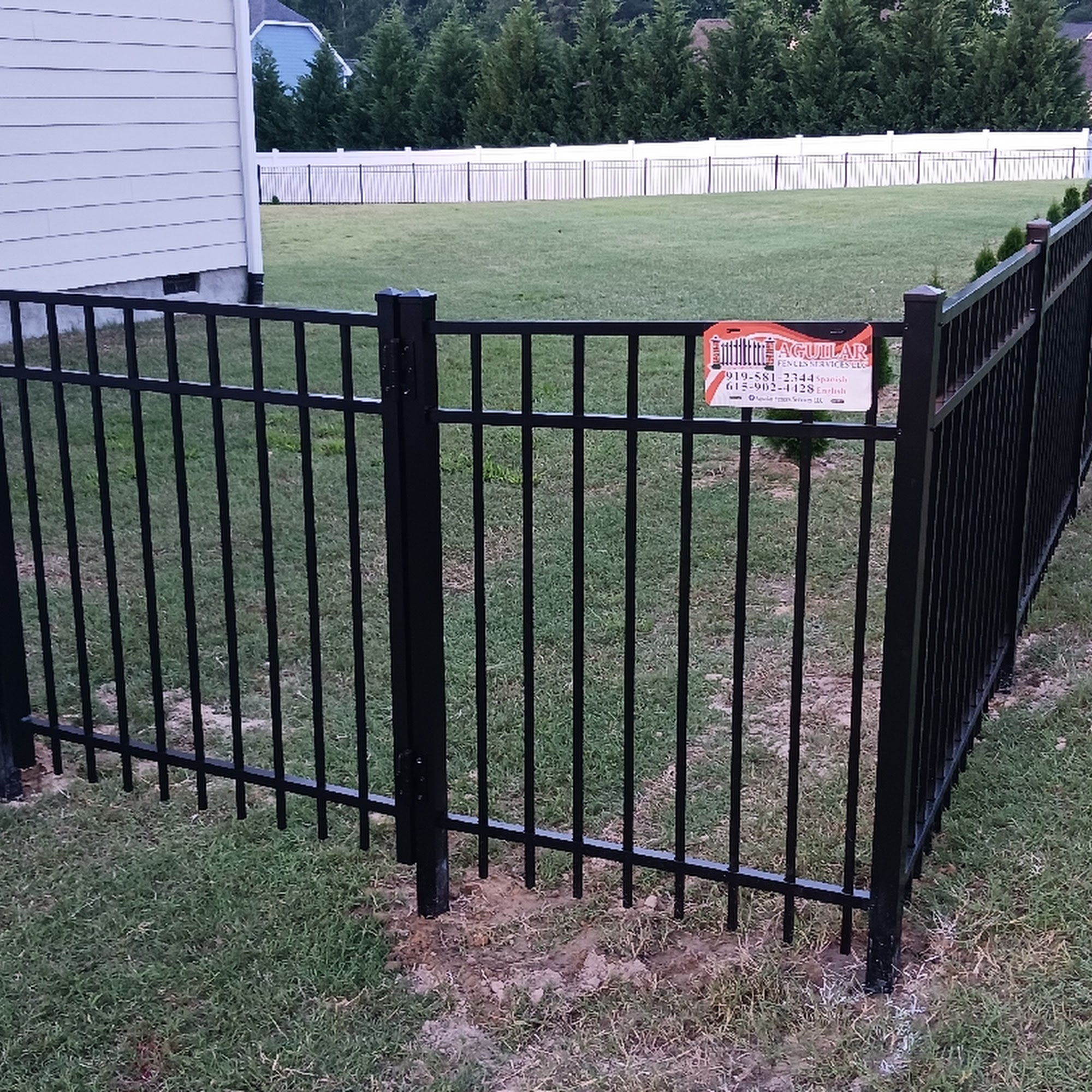 AGUILAR FENCE SERVICES LLC 213 Korat Ln #27520, Clayton North Carolina 27520