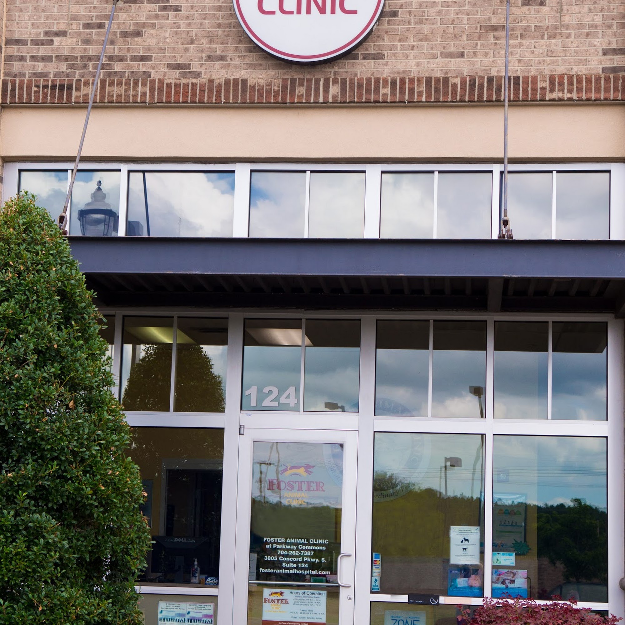 Foster Animal Clinic at Parkway Commons Concord