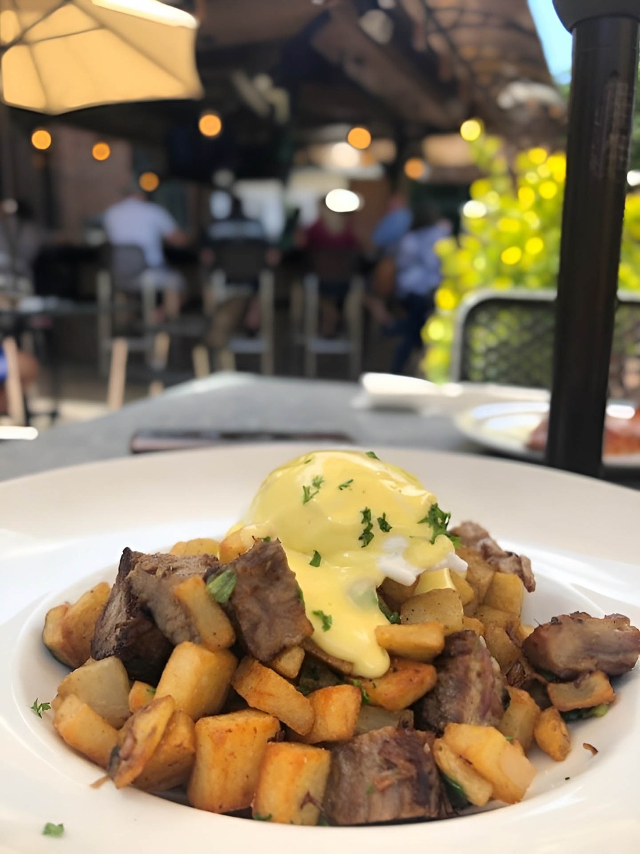 Harp and Crown LKN Cornelius