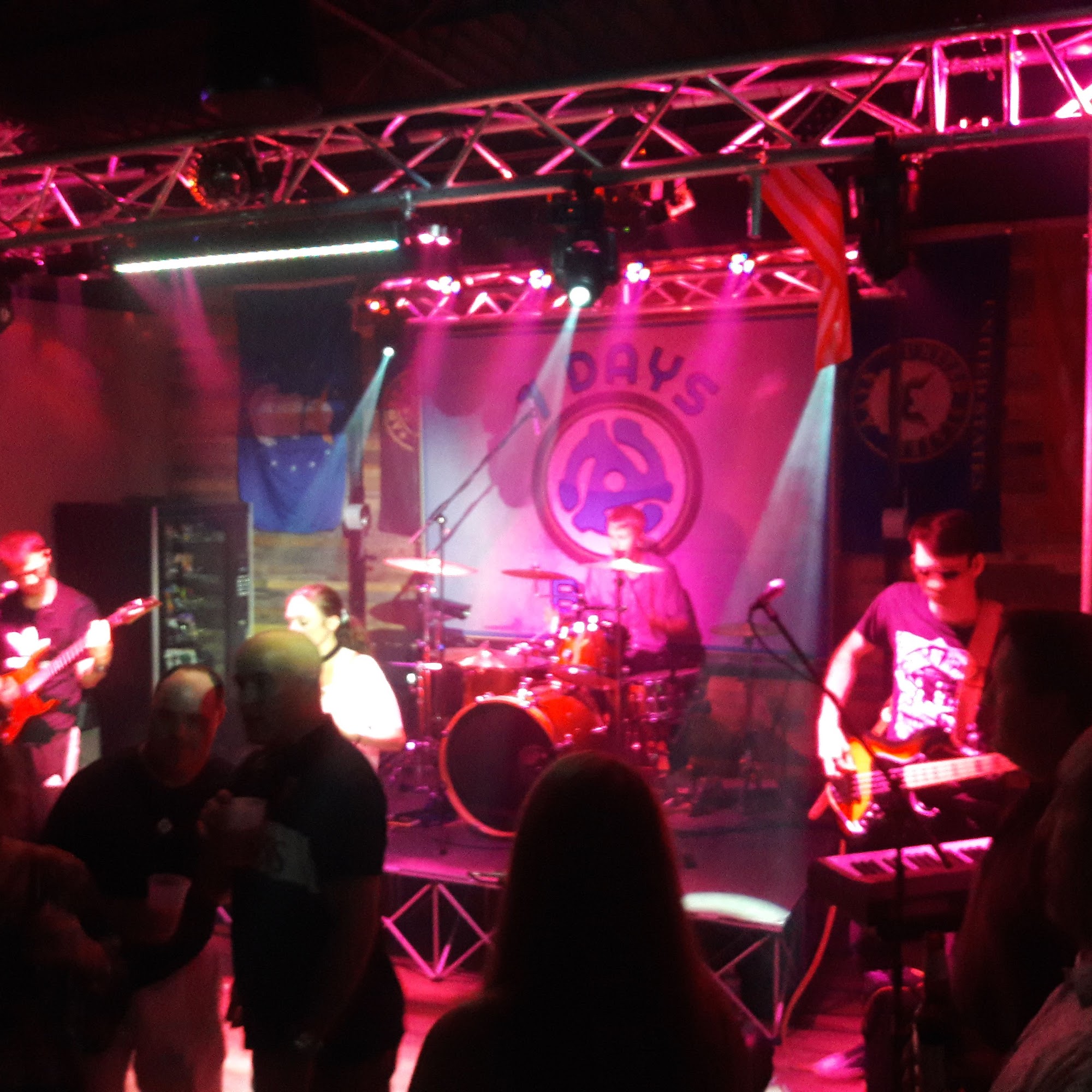 Tropicana Sports Bar Cornelius