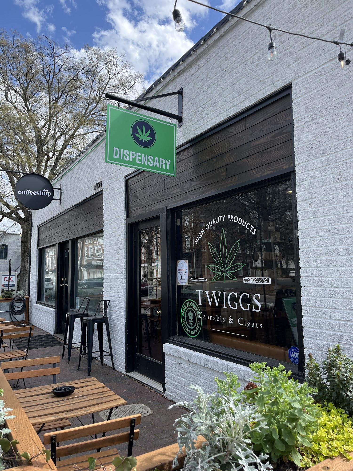 Twiggs Cannabis Dispensary Cornelius