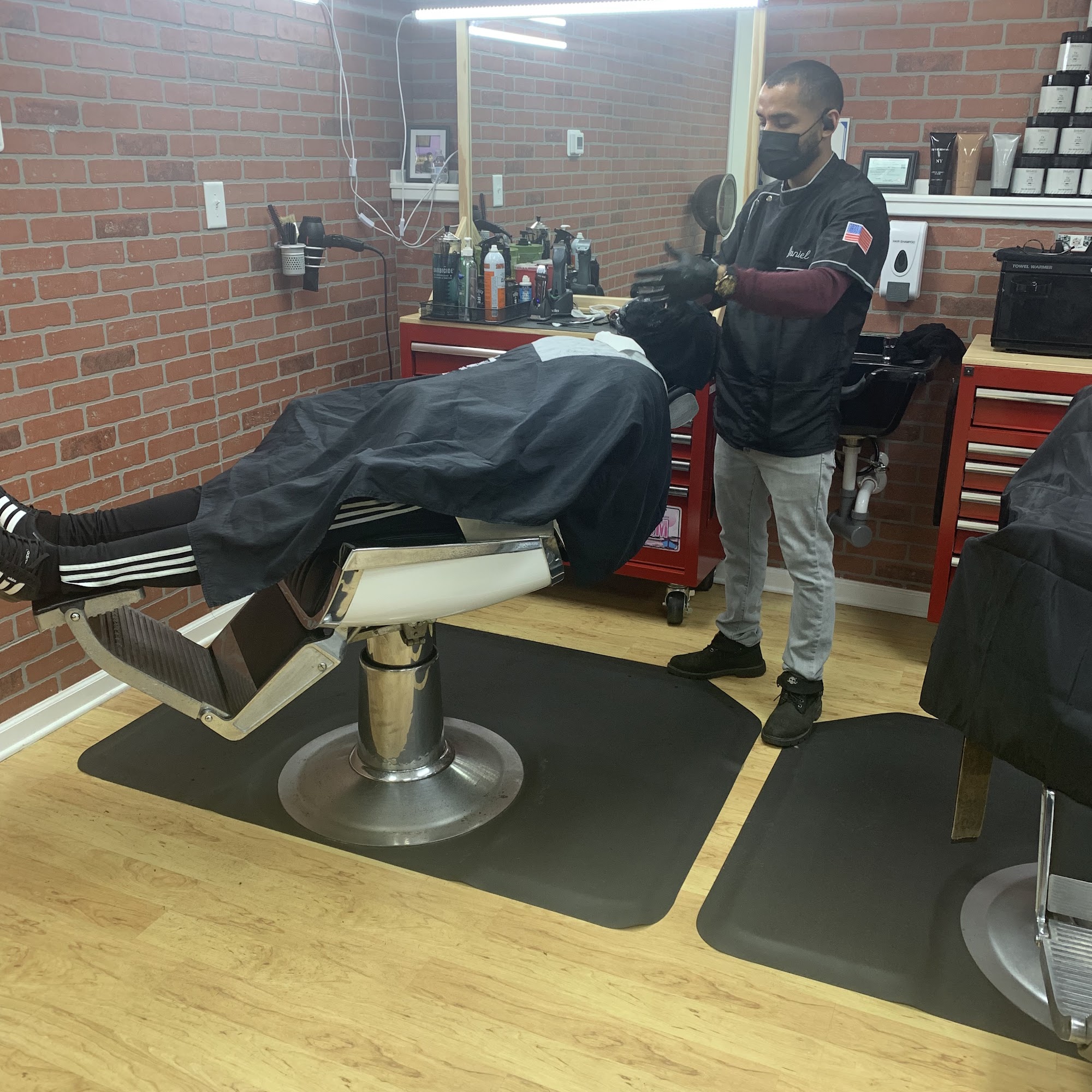 Daniels Gentleman's Cut Salon