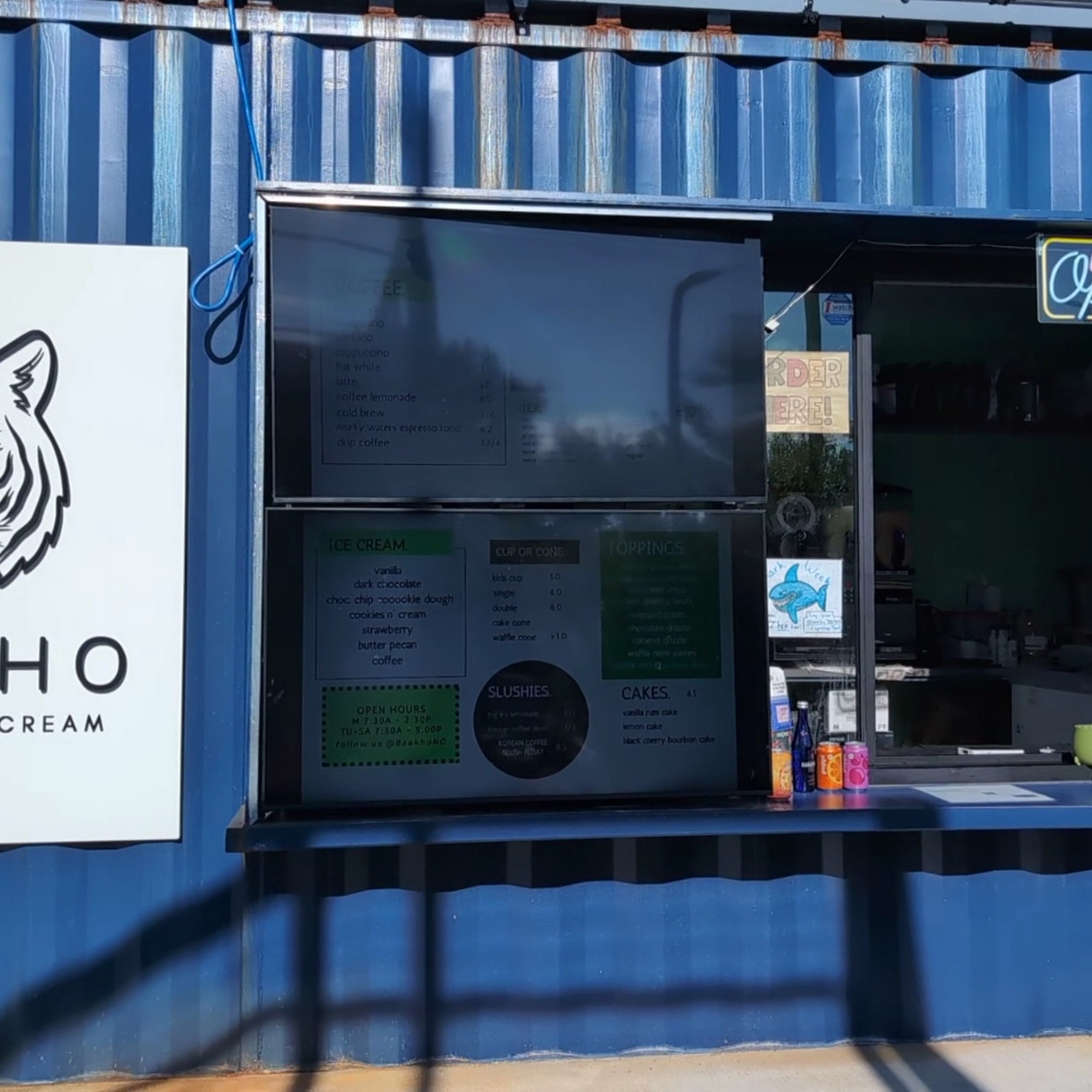 Baekho Coffee & Ice Cream