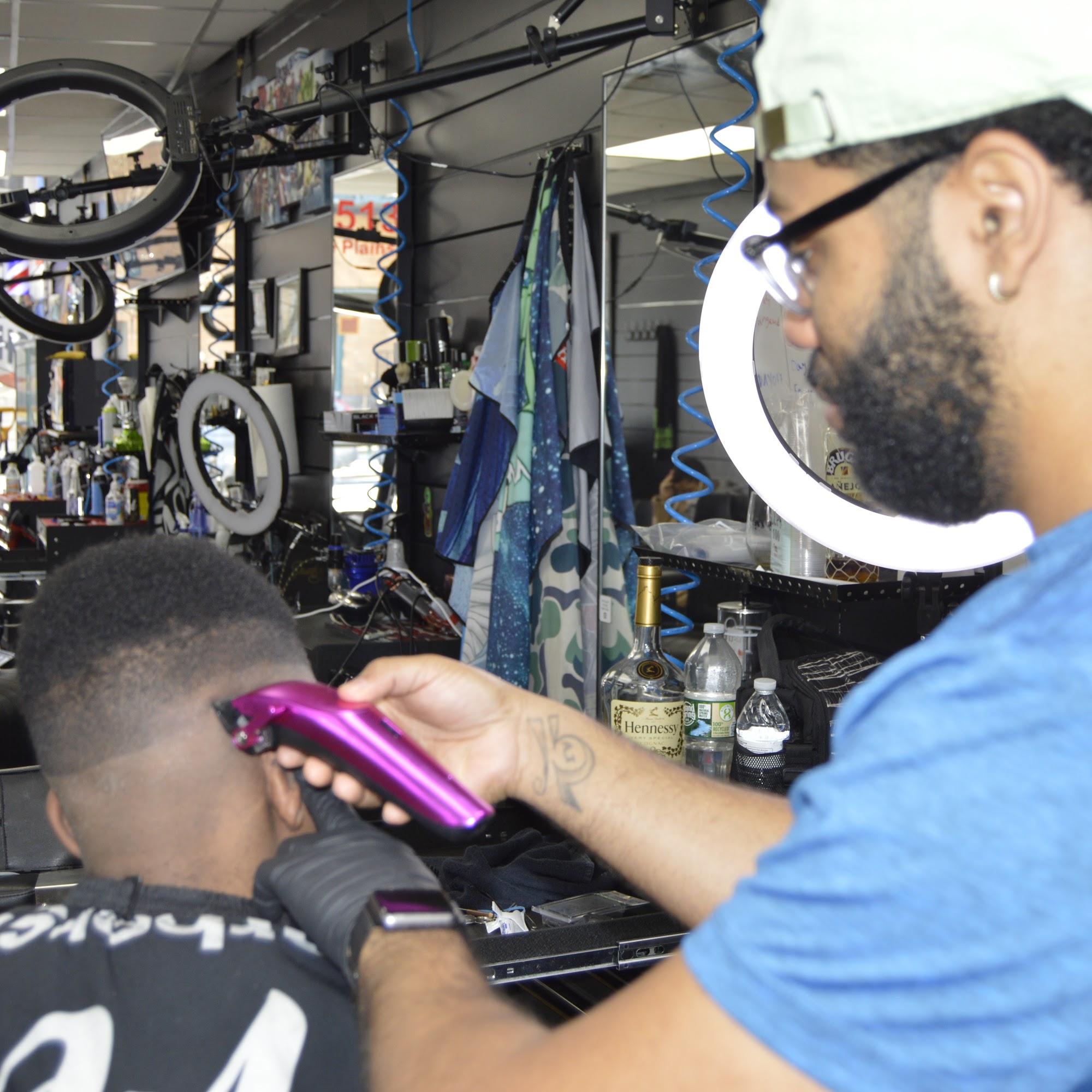 Allyzon Stylez 4504 N Roxboro St, Durham North Carolina 27704