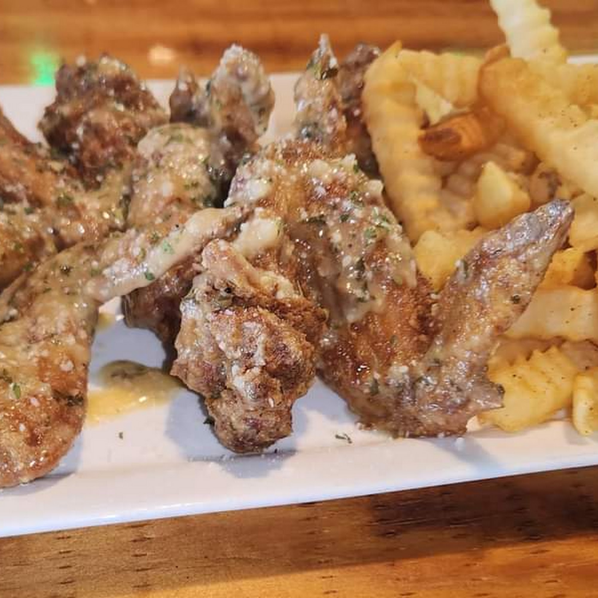 Rhythm & Brews Bar and Grill