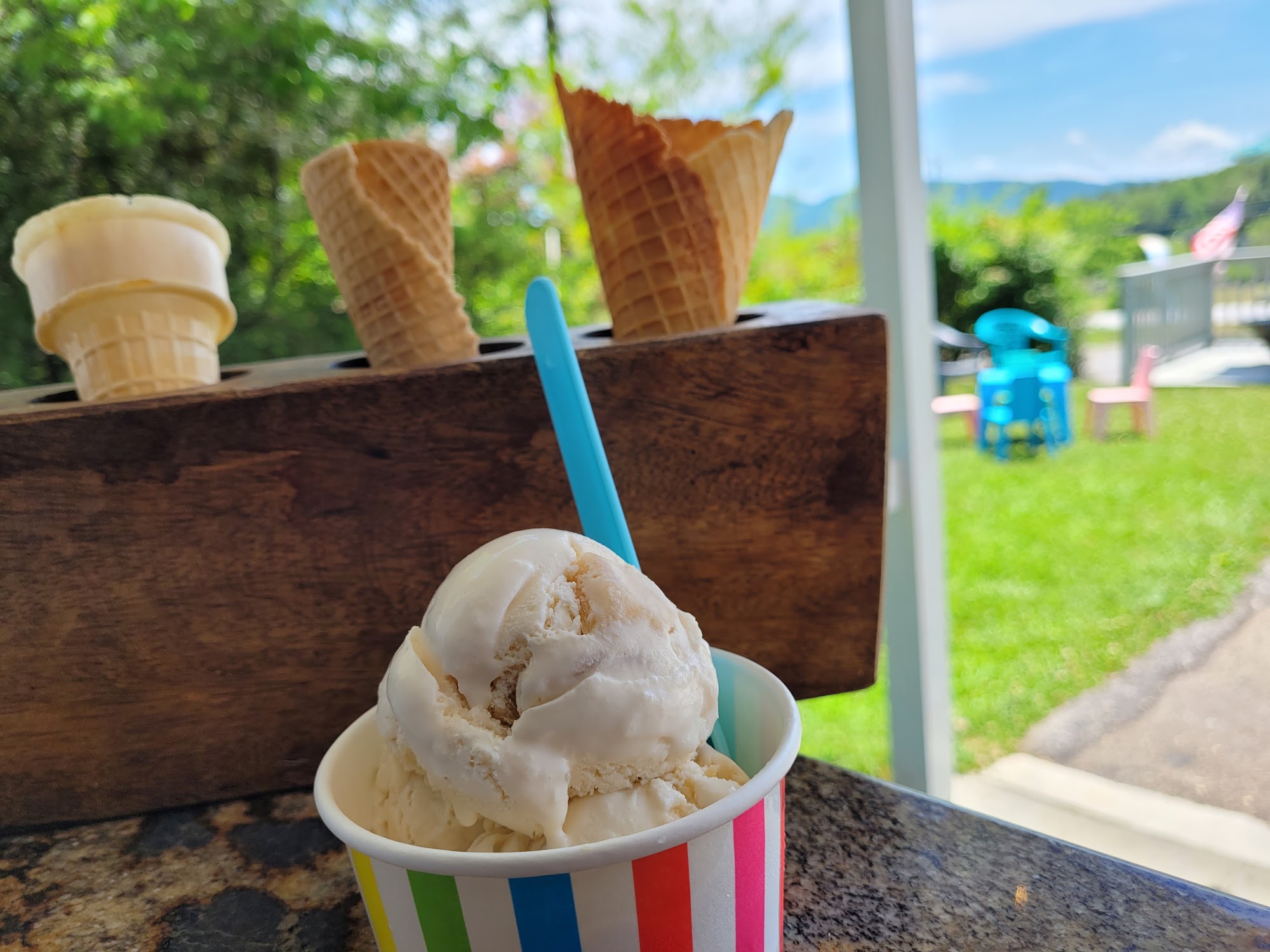 Hilltop Ice Cream Shop Fairview