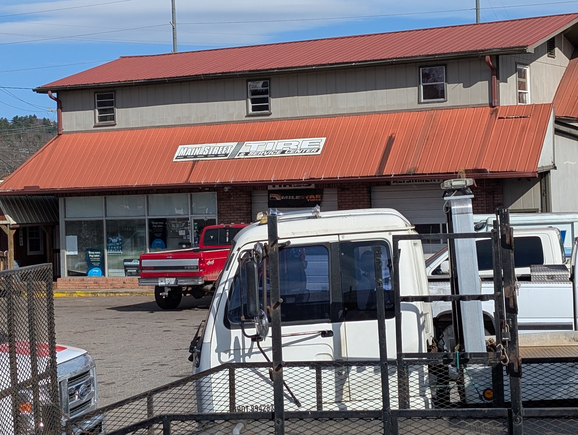 U-Haul Neighborhood Dealer