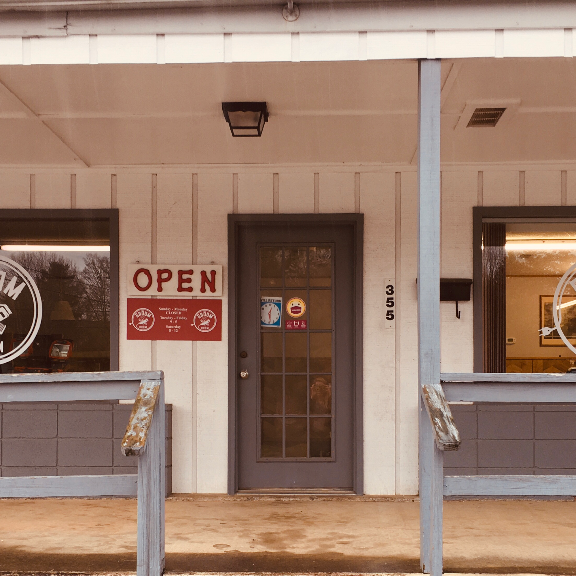 The Groom Room 355 Carolina Mountain Dr, Franklin North Carolina 28734