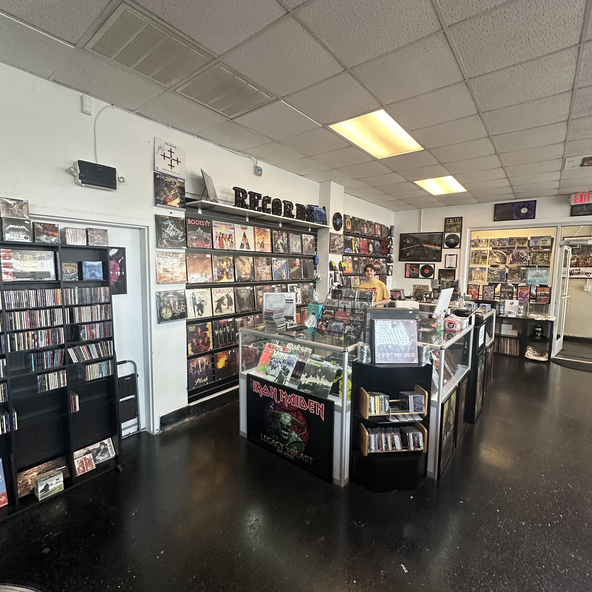 JG’s Vinyl and More! 322 W Main Ave, Gastonia North Carolina 28052