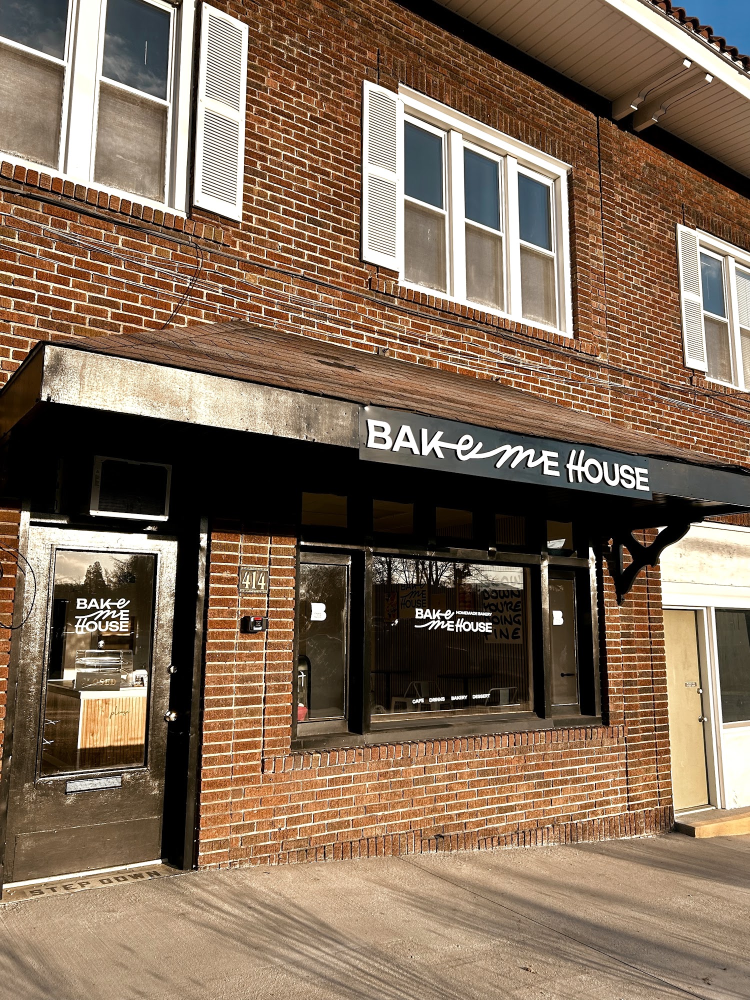 Bake Me House 414 N Church St, Hendersonville, NC 28792