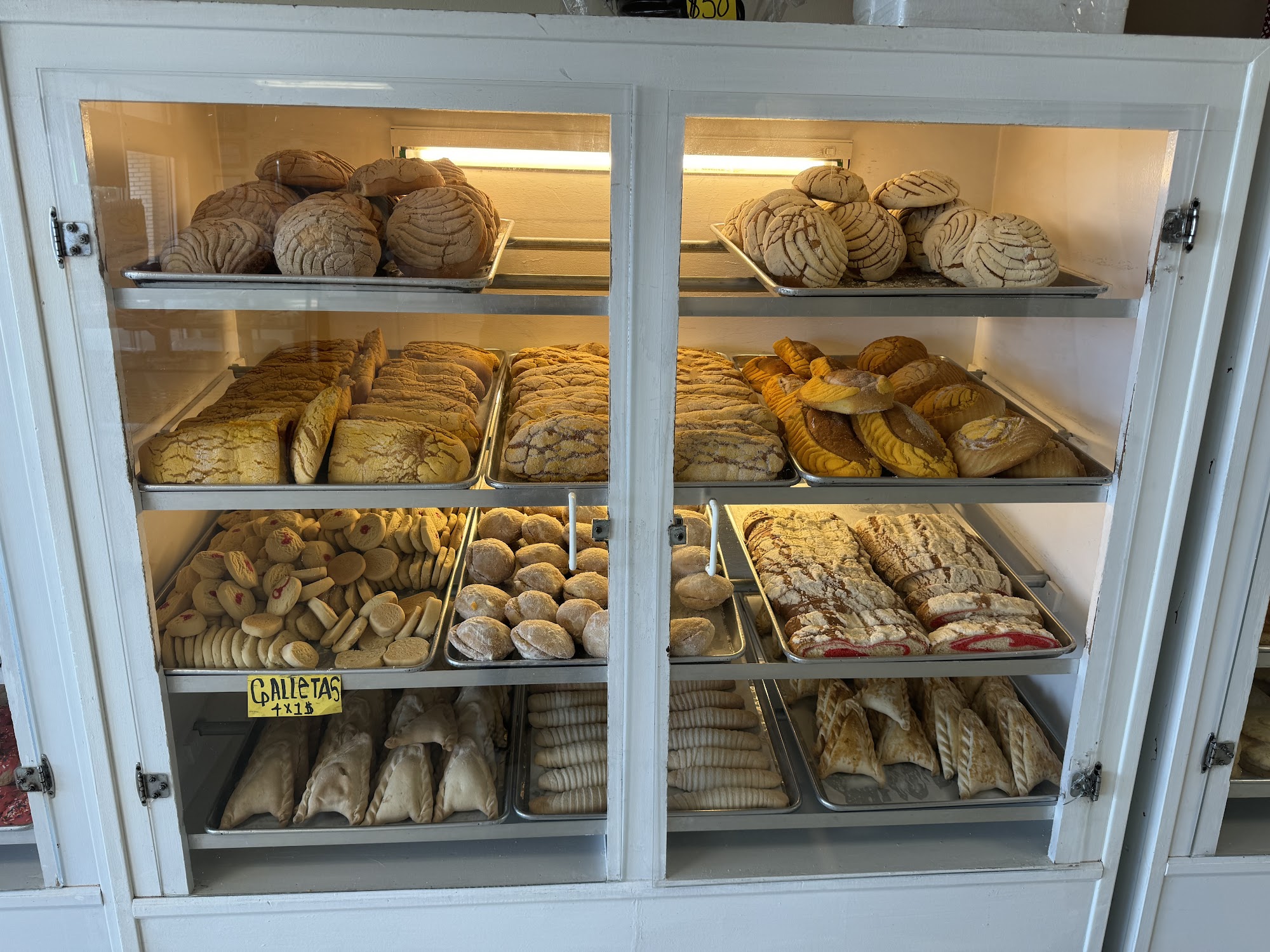 Panaderia Los Tres Hermanos Menu