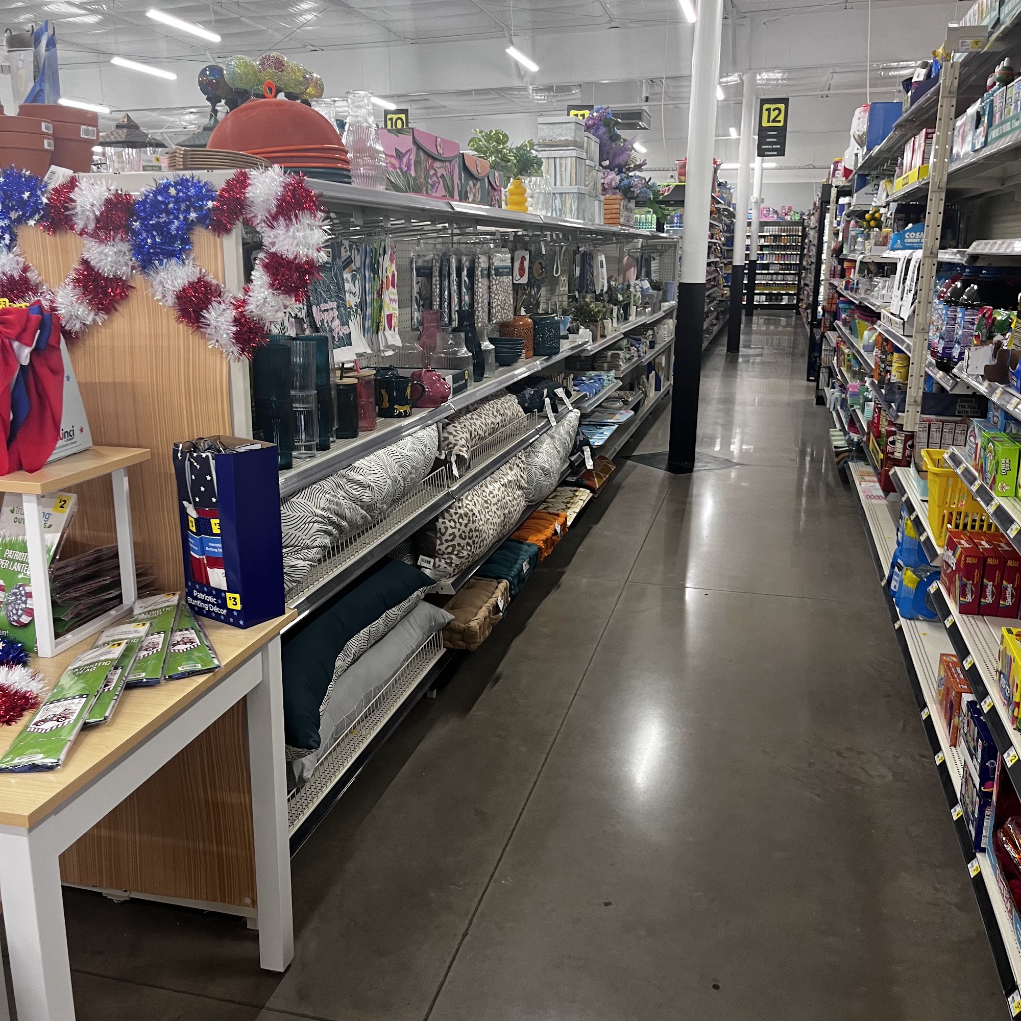 DG Market High Point