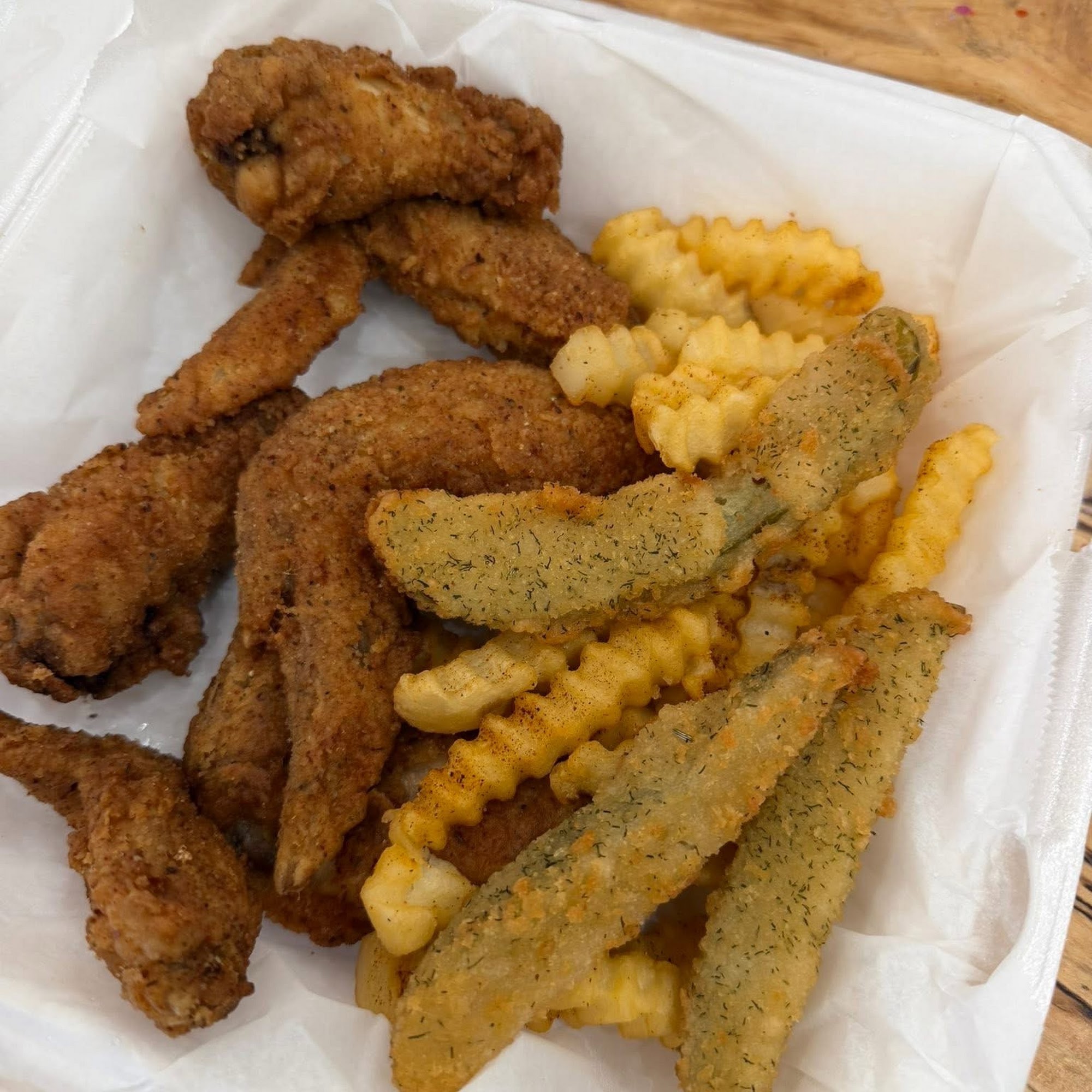 Lickin Pot Restaurant