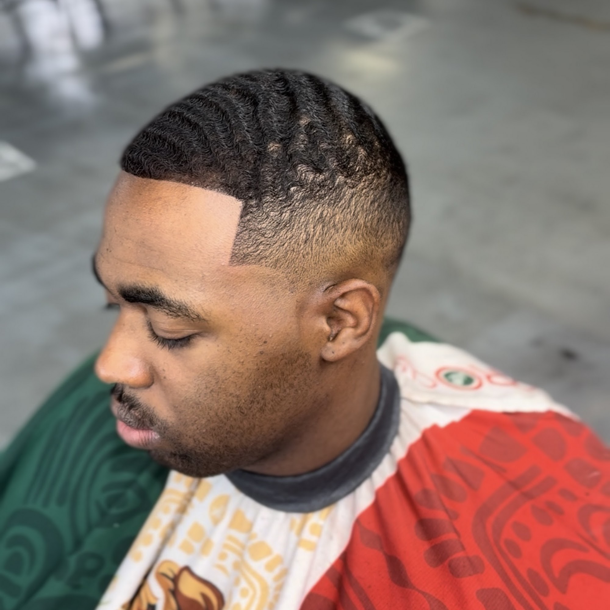 Enrique (Da•1•Eye•Barber) 108 Western Blvd, Jacksonville North Carolina 28546