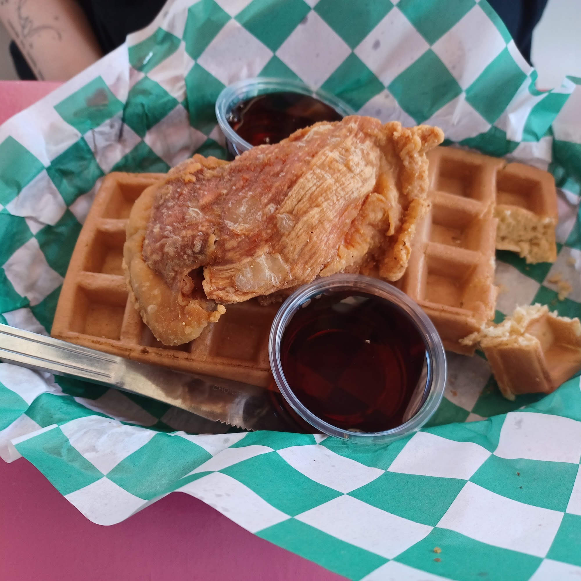 Jef Eatery and Cafe Jefferson