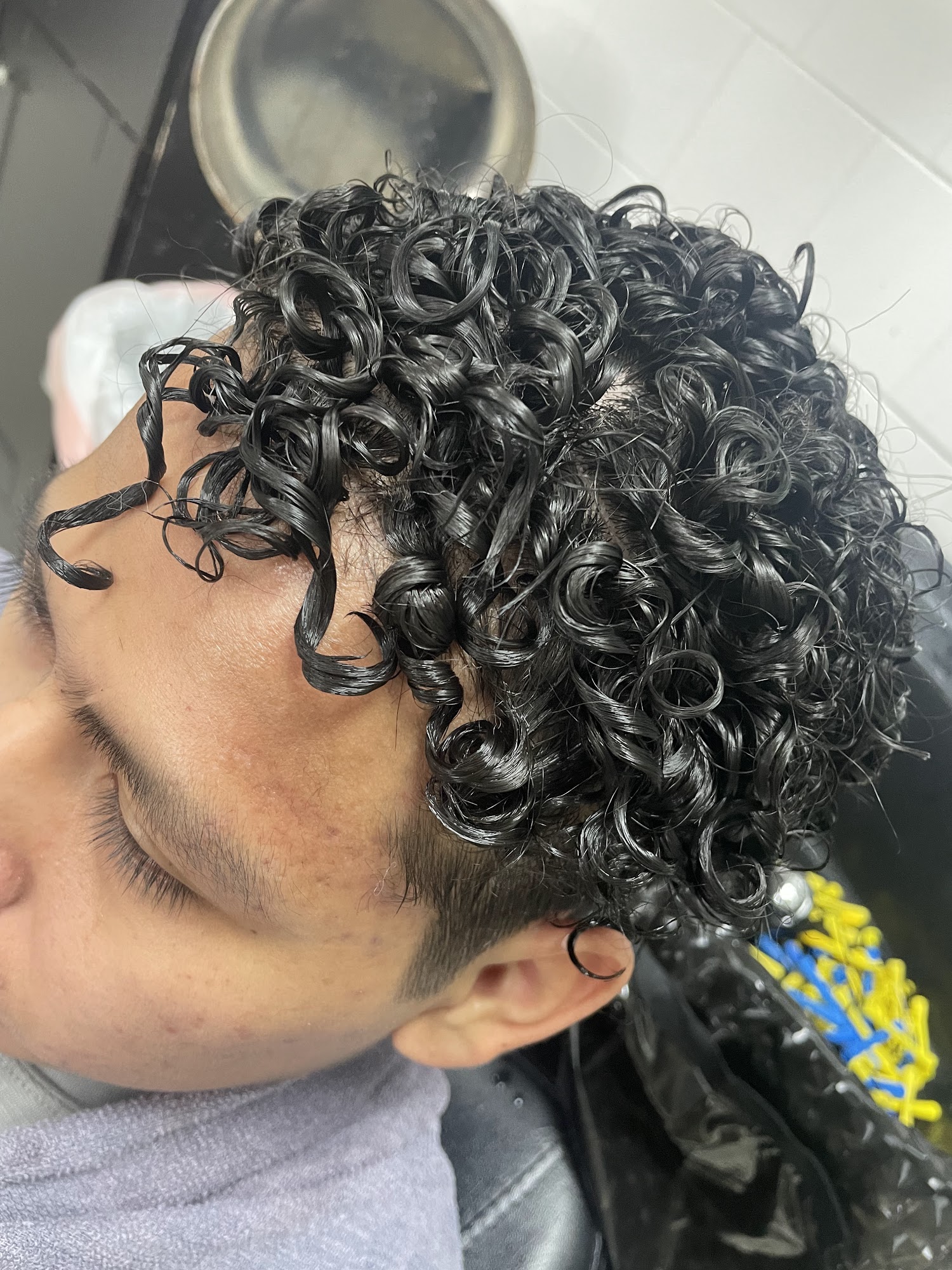 Joshua's Hair Salon & Peluqueria