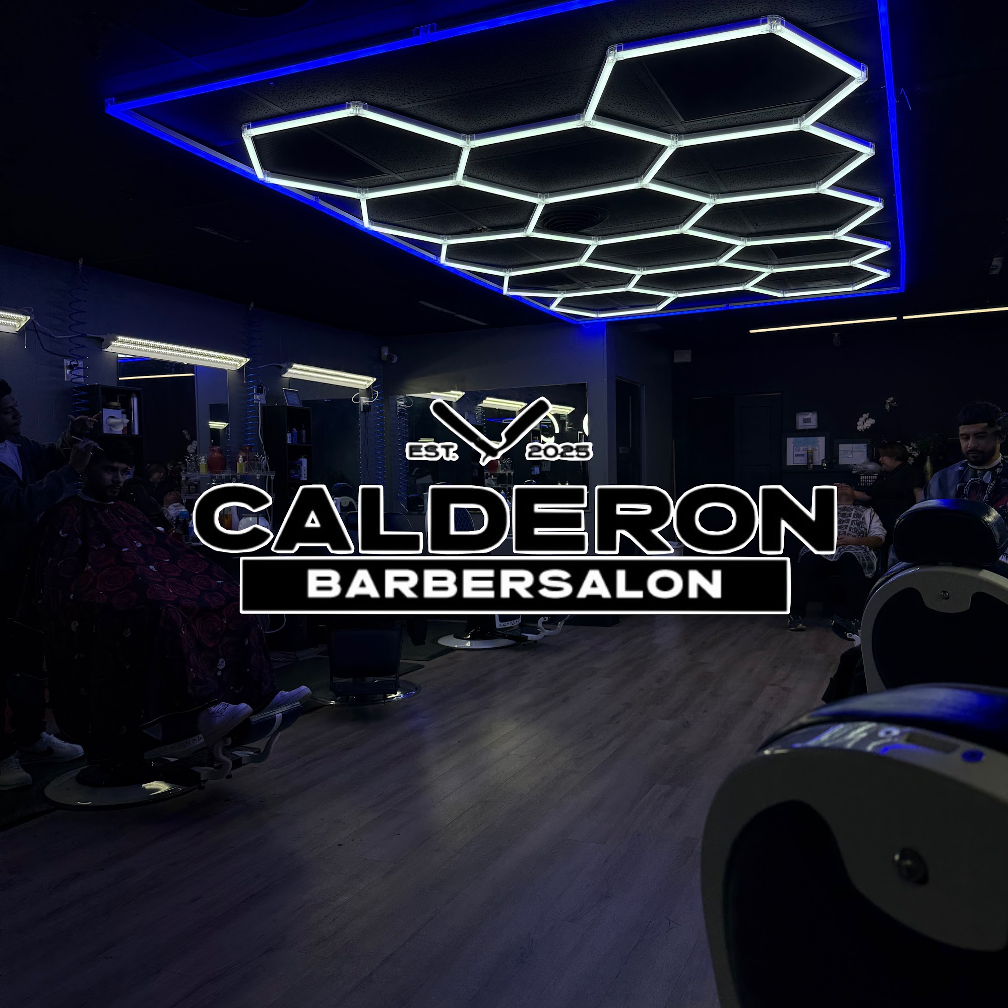 Calderon barbersalon 1156 NC-66, Kernersville North Carolina 27284